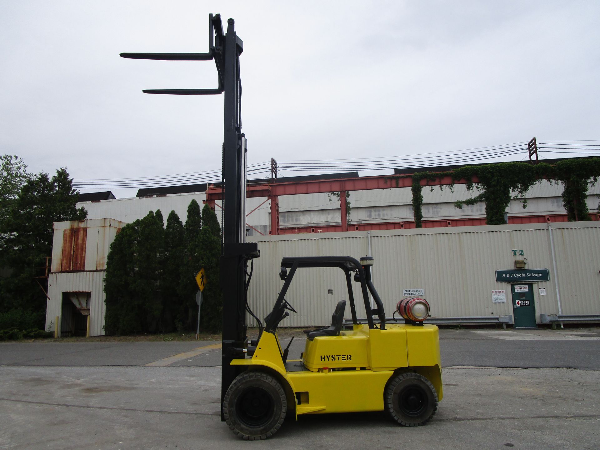 Hyster H80XL 8,000 lb Forklift - Image 12 of 16