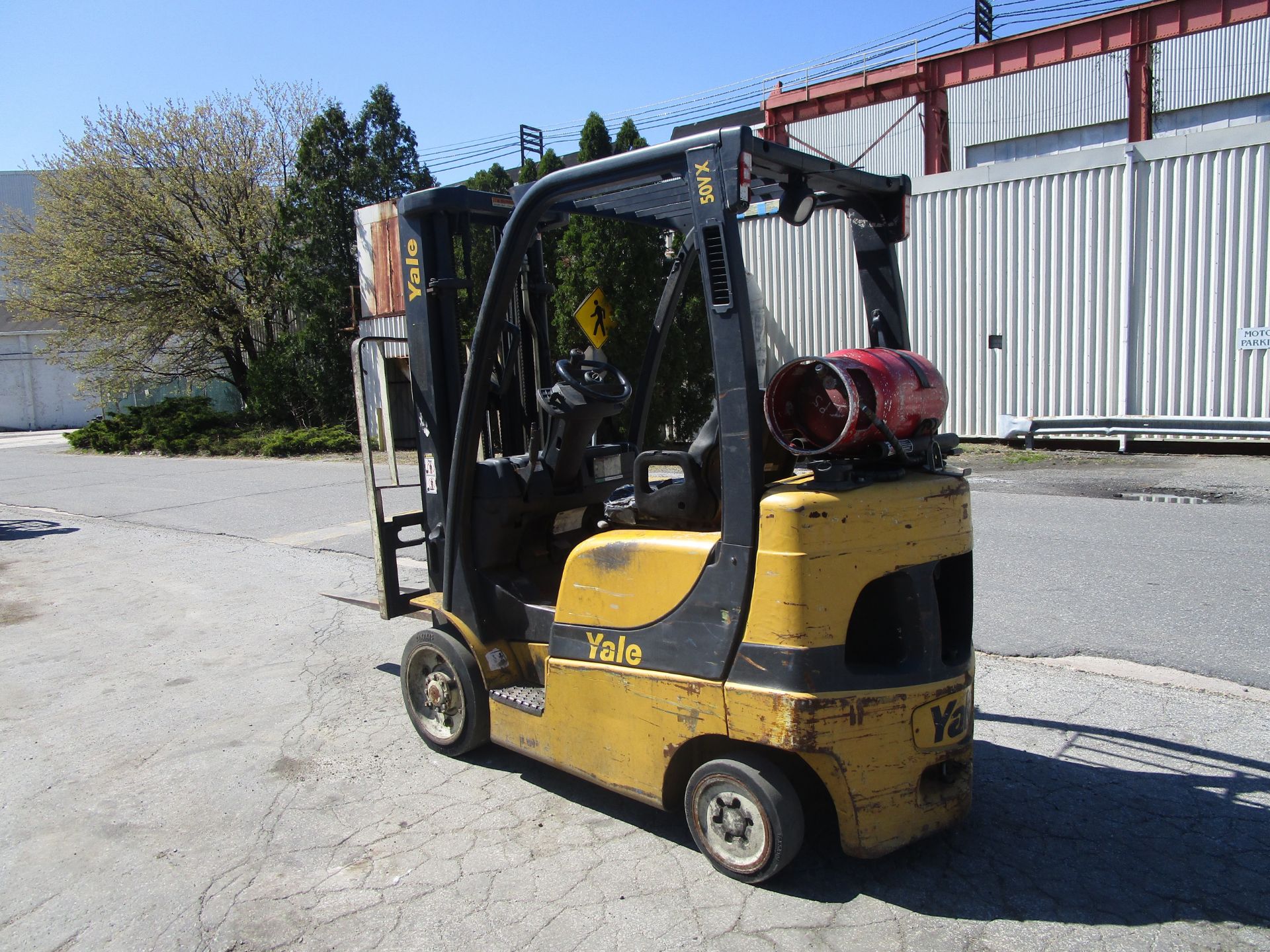 Yale GLC050VX 5,000 lb Forklift - Image 2 of 7