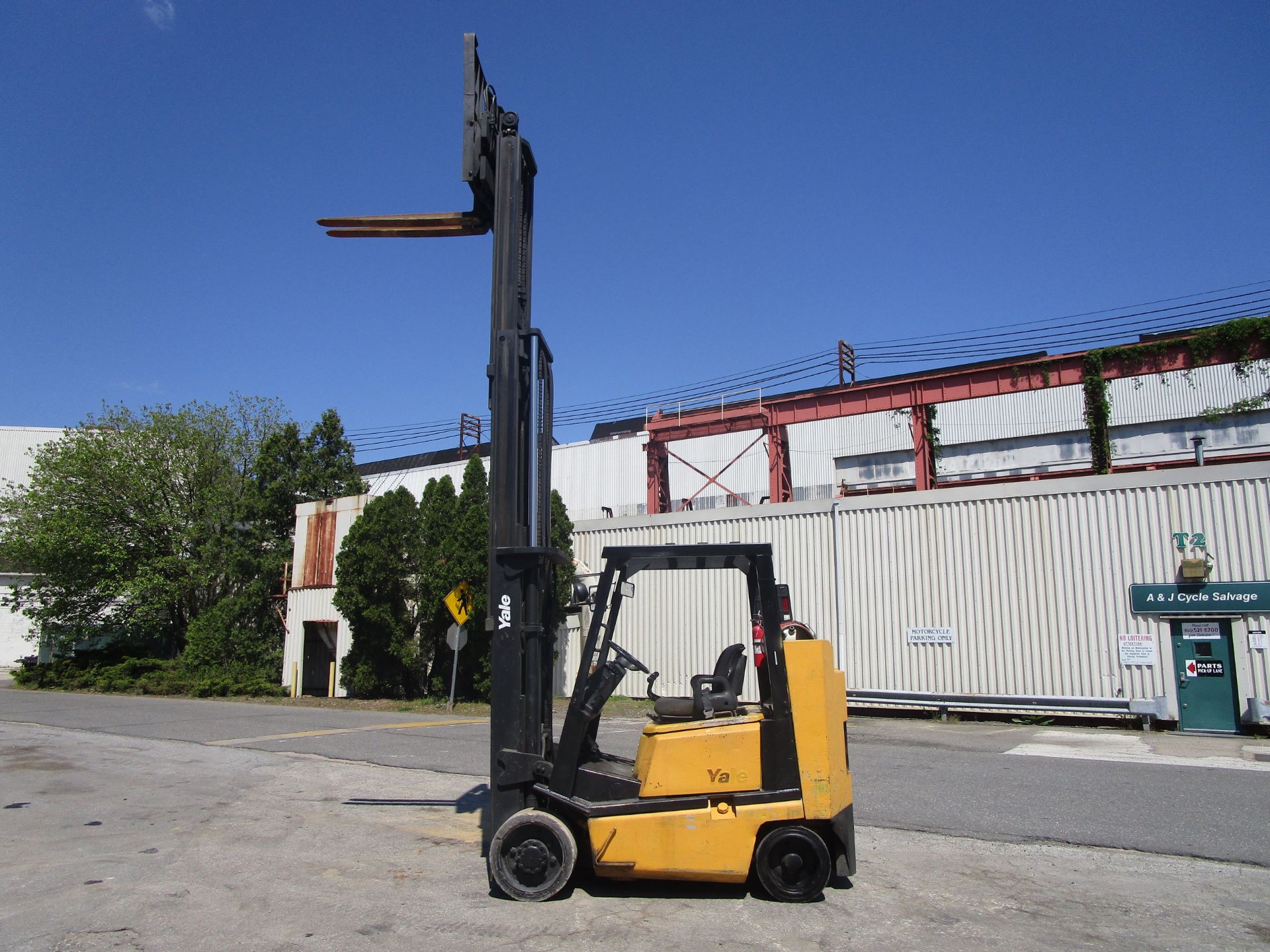 Yale GLC080LG 8,000 lb Forklift - Image 16 of 20