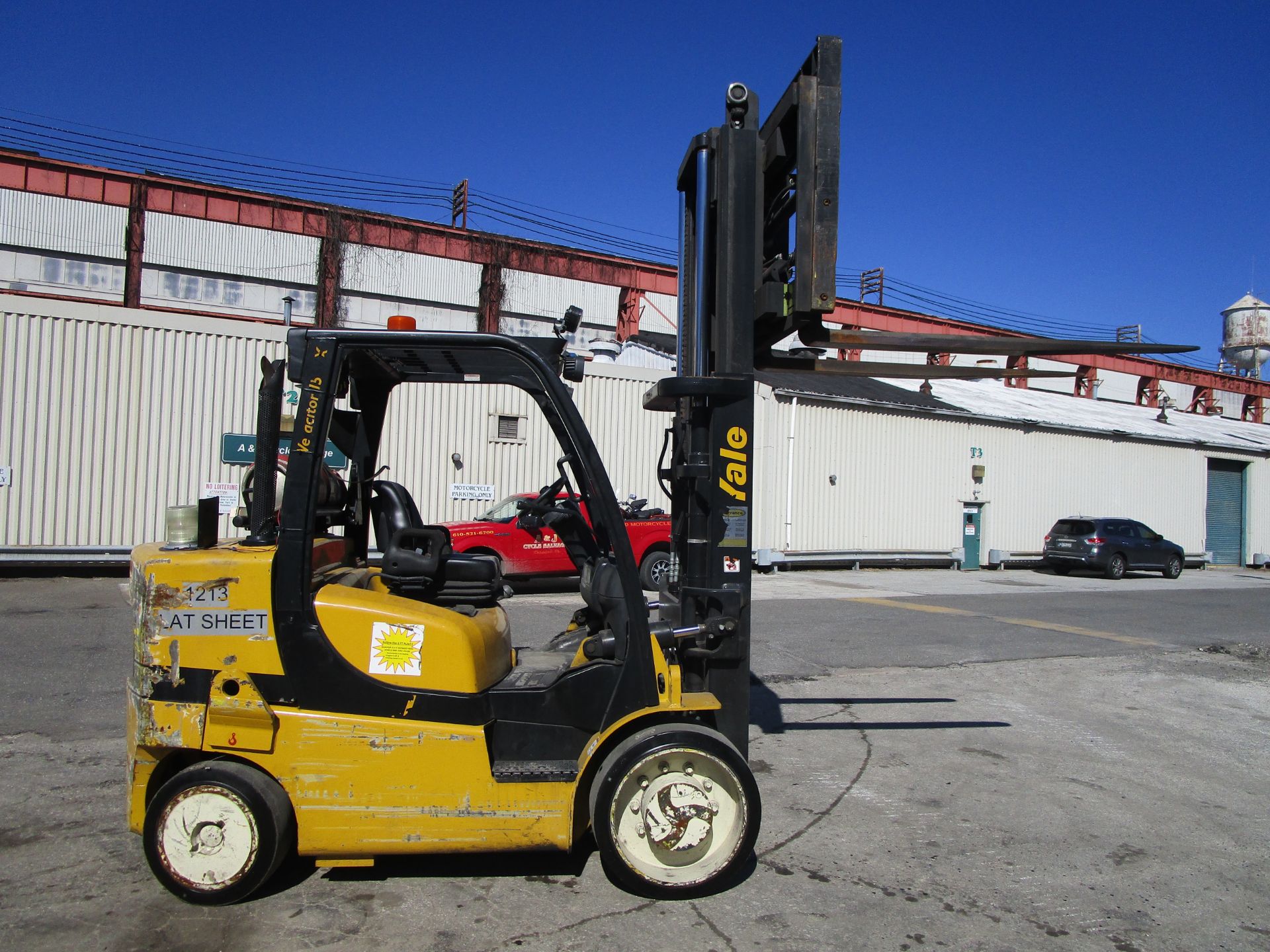 2014 Yale GLC155VX 14,000 lb Forklift - Image 11 of 22