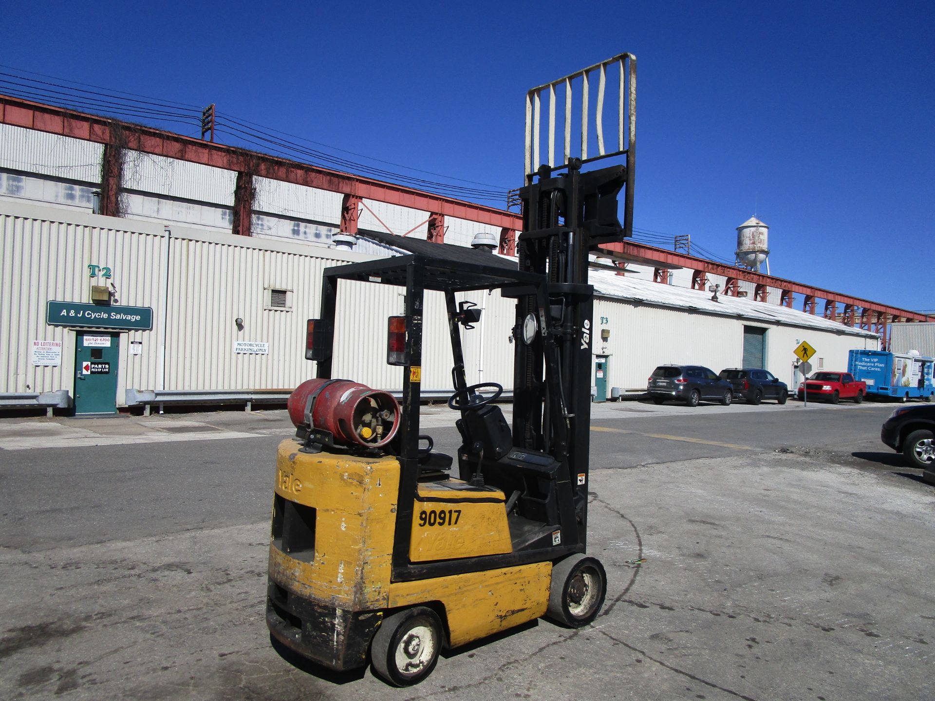 Yale GLC040AF 4,000 lb Forklift - Image 8 of 10