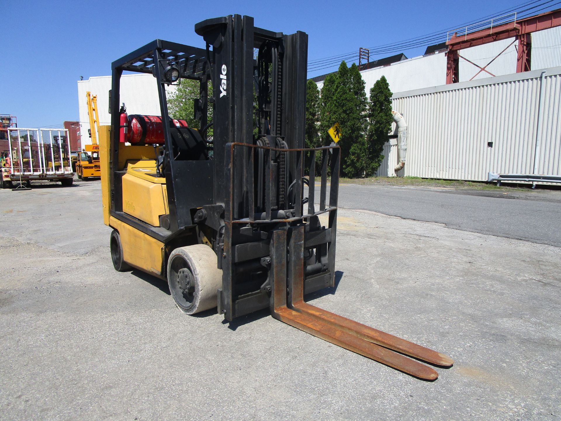 Yale GLC080LG 8,000 lb Forklift - Image 3 of 20