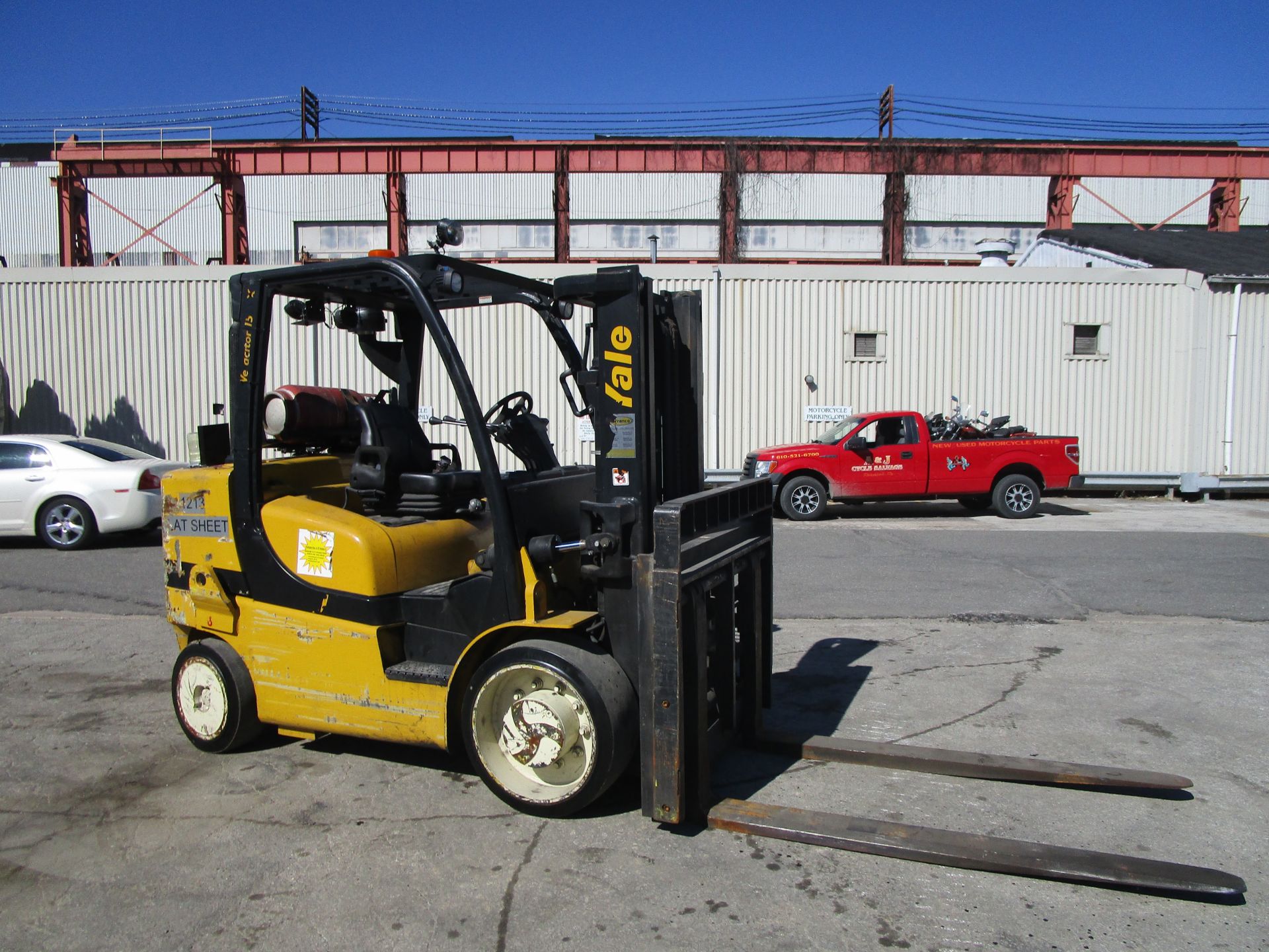 2014 Yale GLC155VX 14,000 lb Forklift - Image 3 of 22