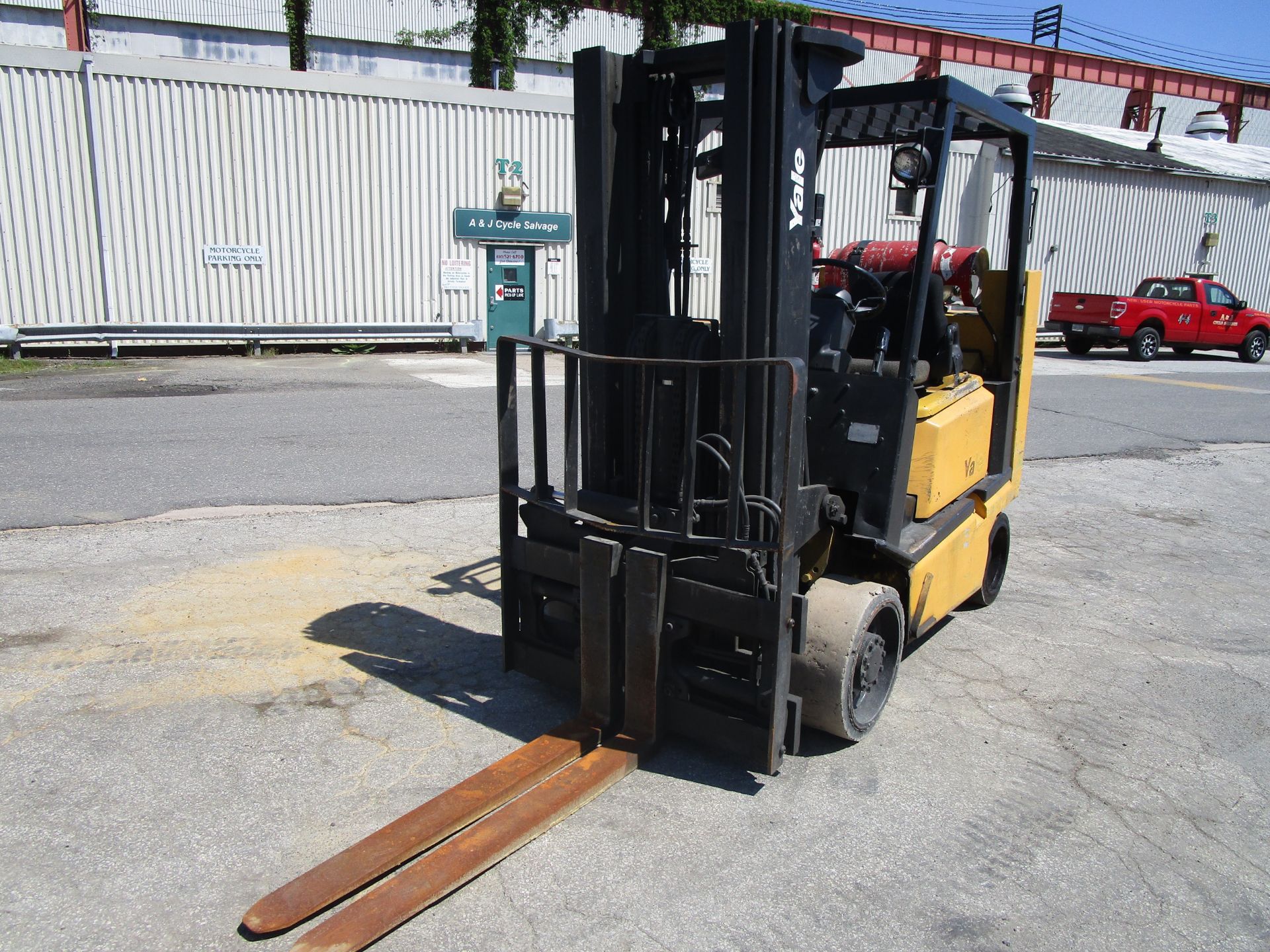 Yale GLC080LG 8,000 lb Forklift - Image 13 of 20