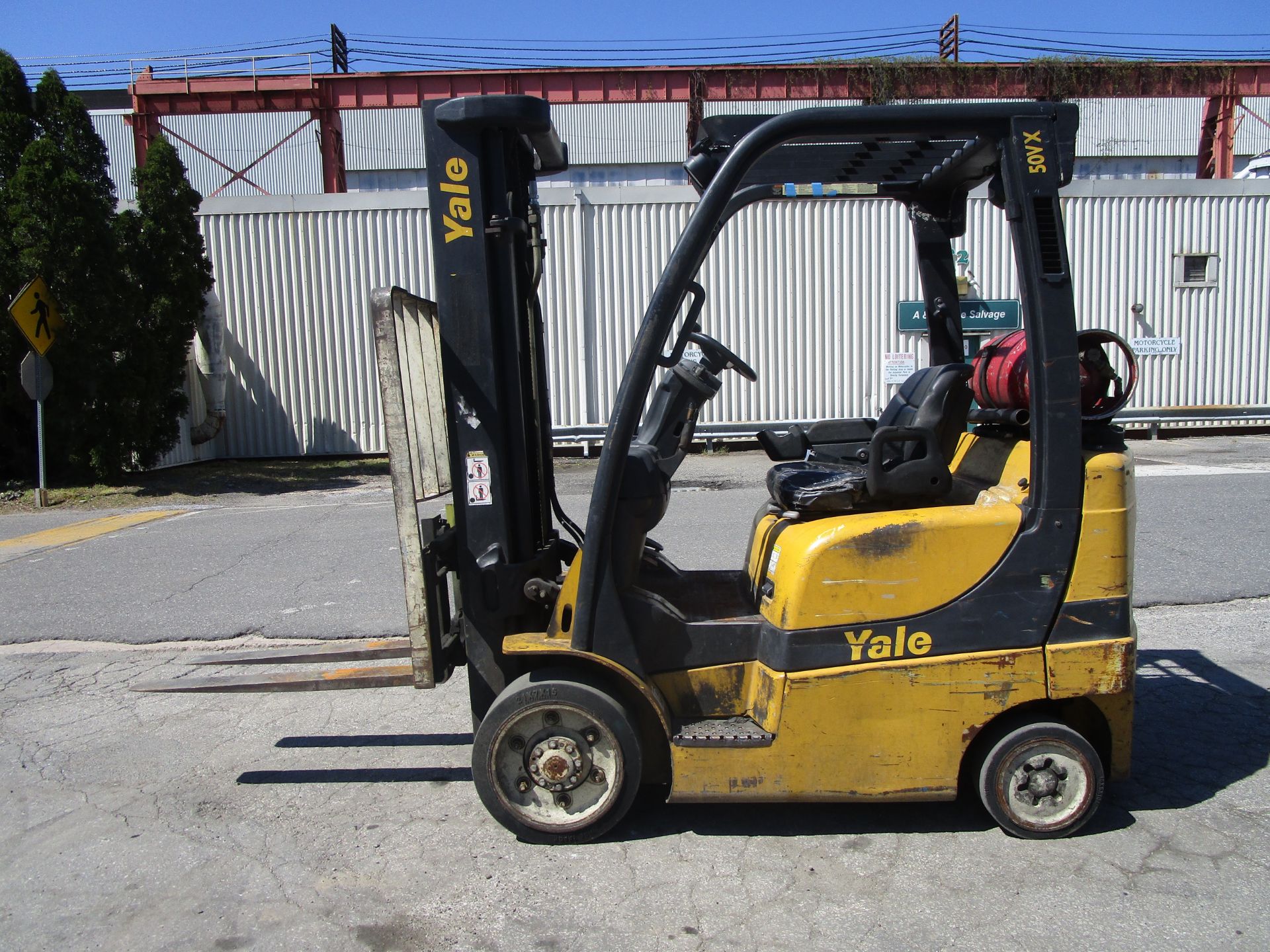 Yale GLC050VX 5,000 lb Forklift