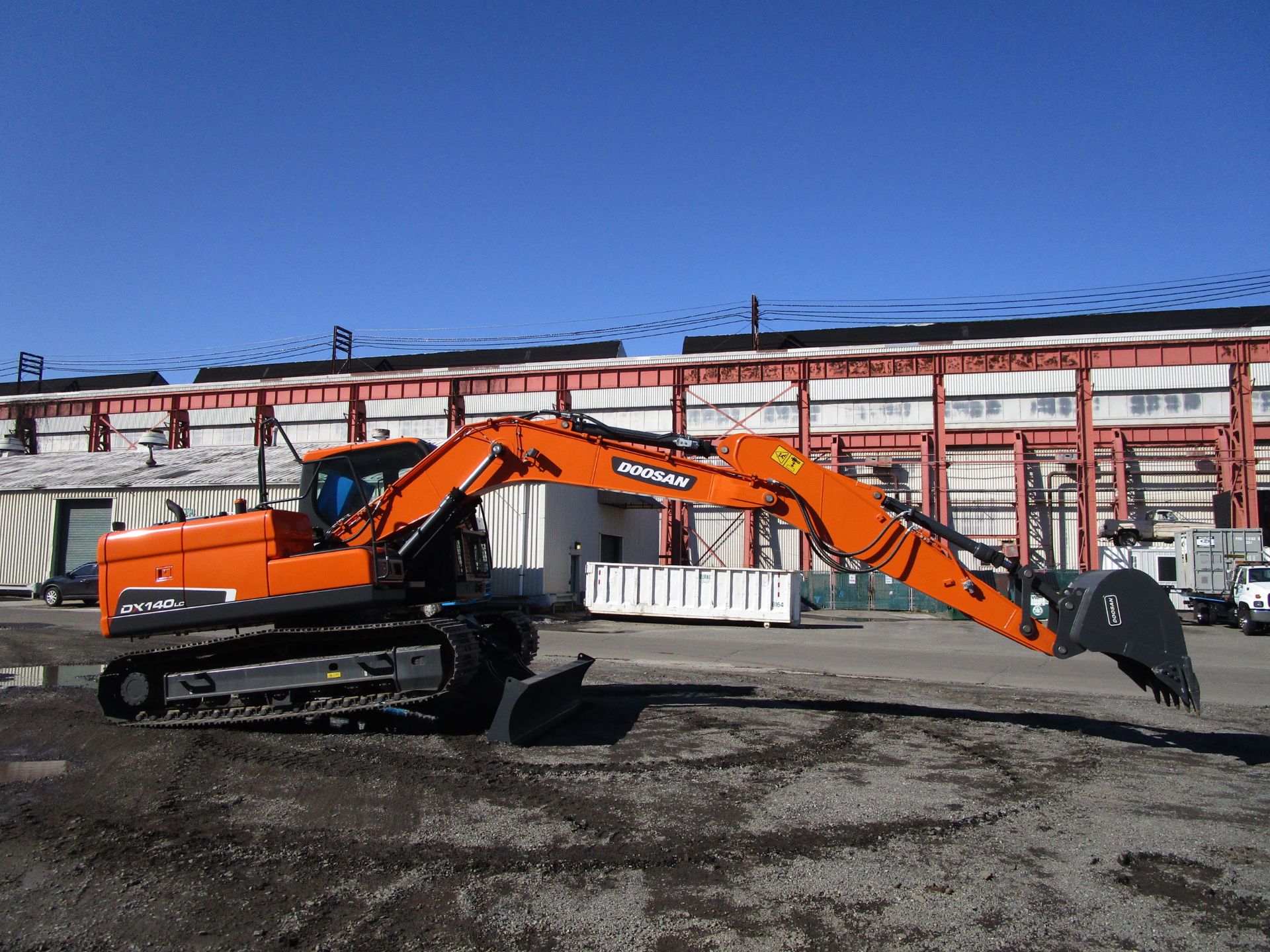 New Unused 2020 Doosan DX140 LC Excavator - Image 14 of 17