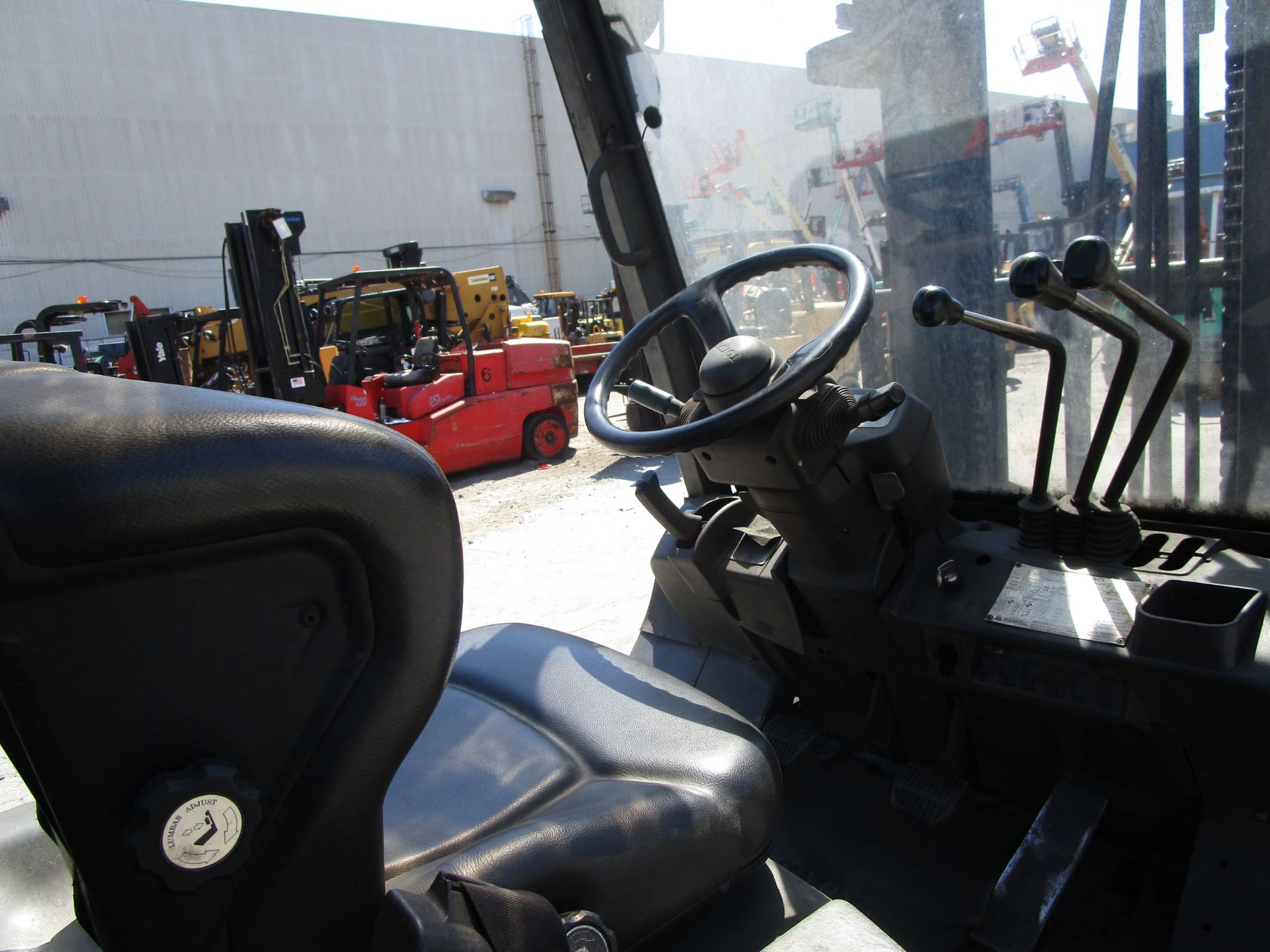 Toyota 7FGU35 7,150 lb Forklift - Image 8 of 9