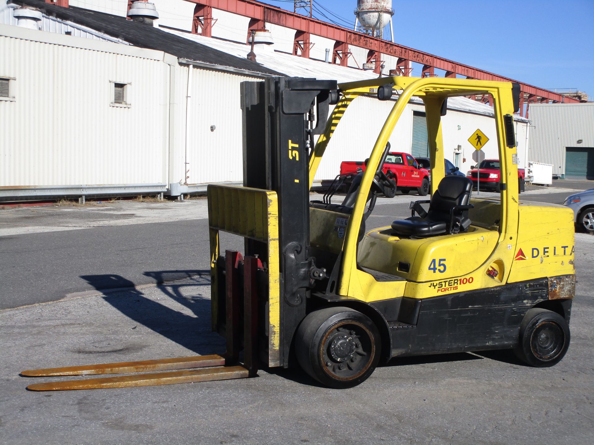 2012 Hyster S100FT 10,000 lb Forklift - Image 8 of 17