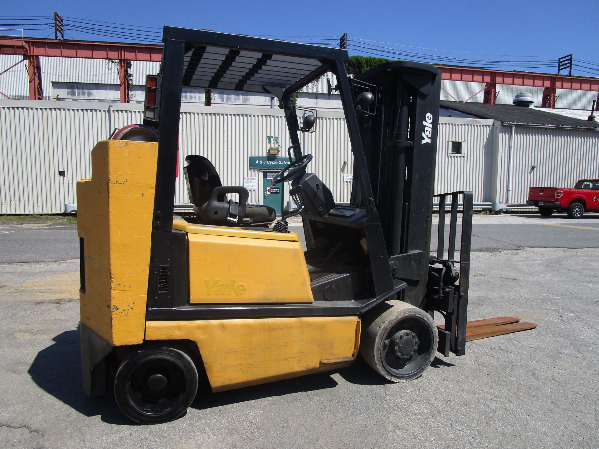 Yale GLC080LG 8,000 lb Forklift - Image 5 of 20