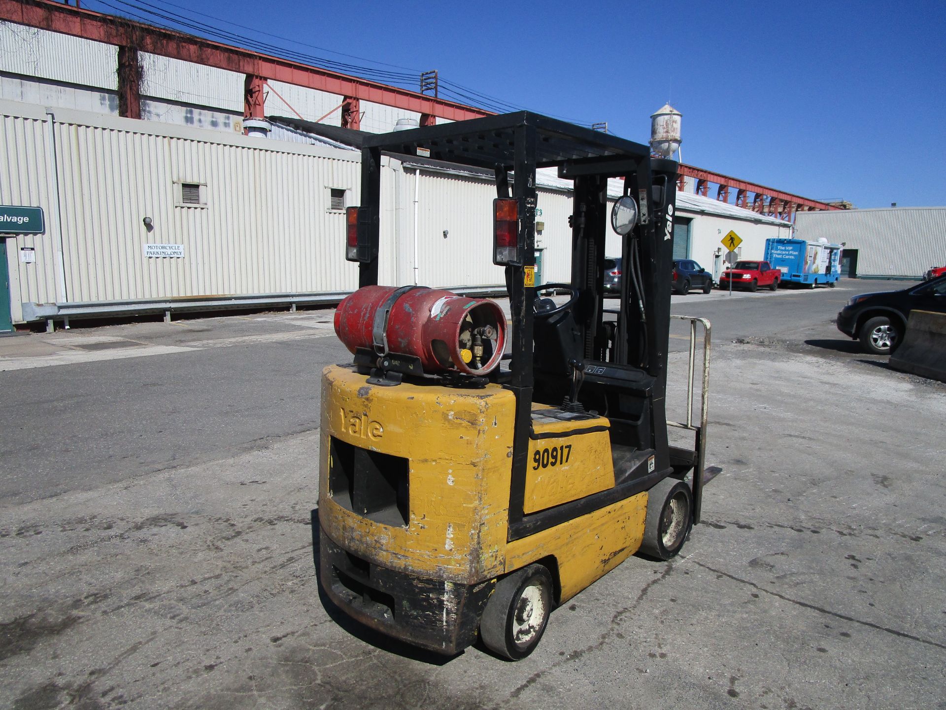 Yale GLC040AF 4,000 lb Forklift - Image 5 of 10