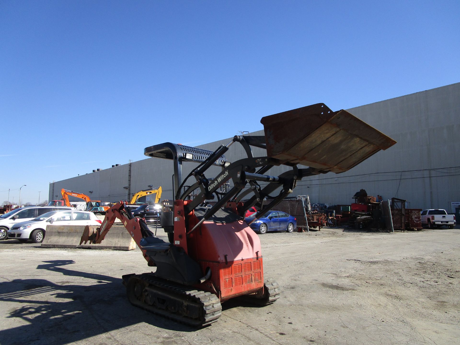 2011 Ditch Witch XT1600 Trencher Backhoe w/ Trailer - Image 26 of 41