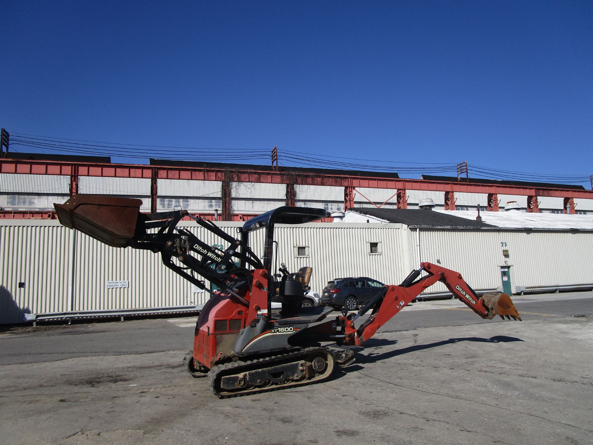 2011 Ditch Witch XT1600 Trencher Backhoe w/ Trailer - Image 20 of 41