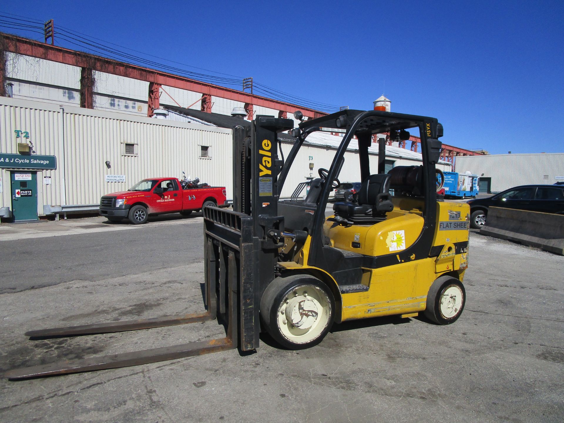 2014 Yale GLC155VX 14,000 lb Forklift - Image 16 of 22