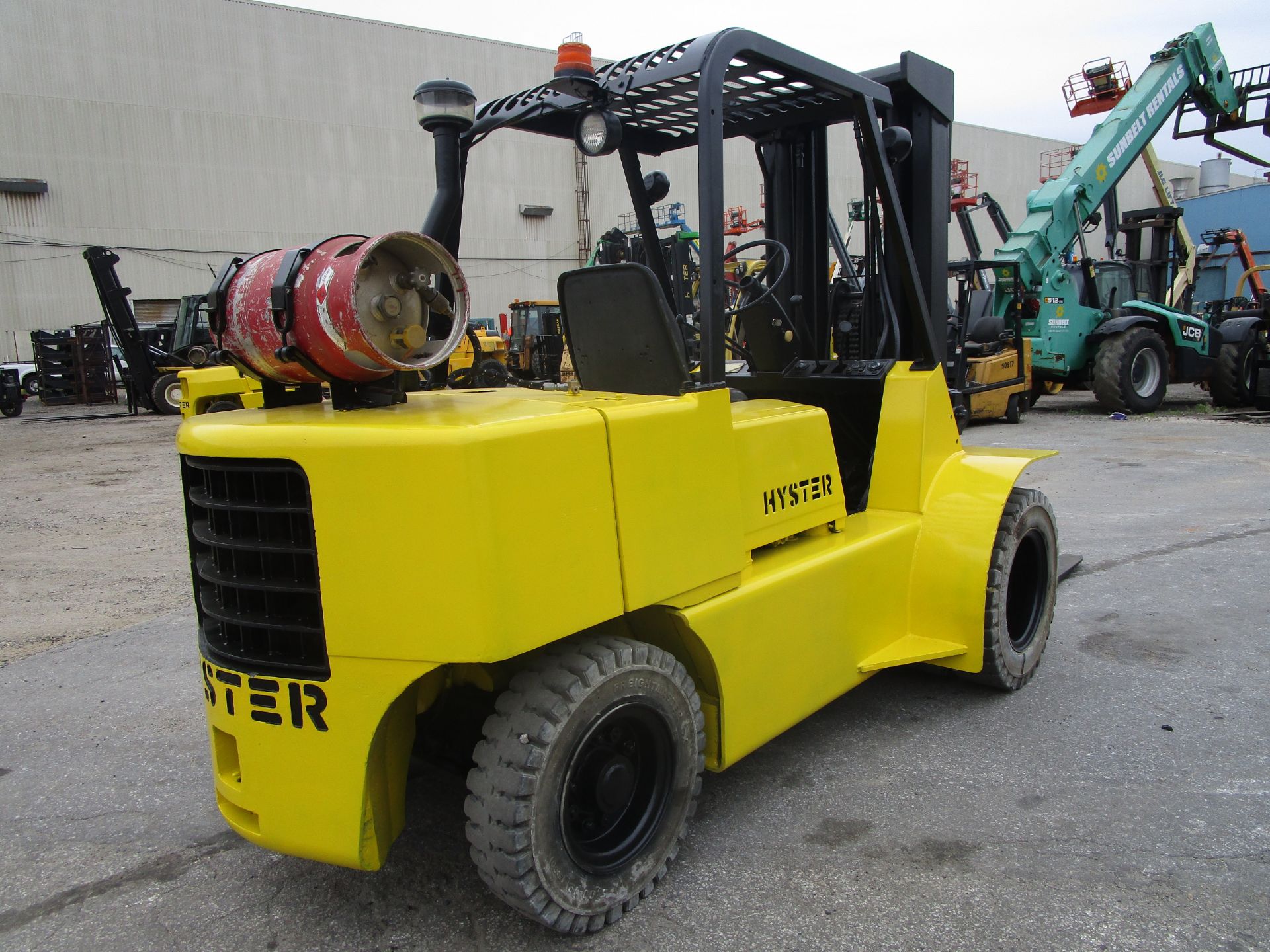 Hyster H80XL 8,000 lb Forklift - Image 6 of 16