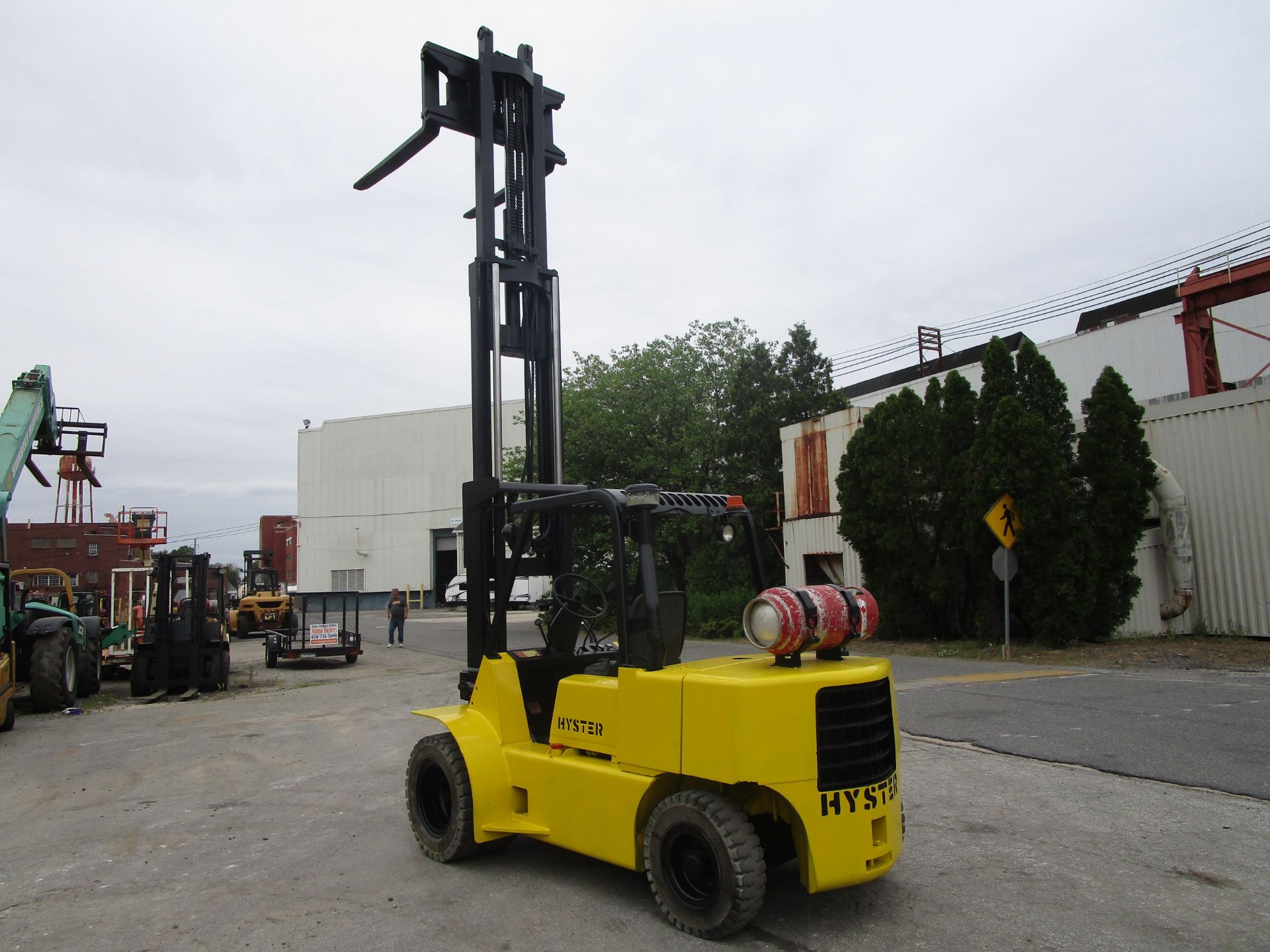 Hyster H80XL 8,000 lb Forklift - Image 14 of 16