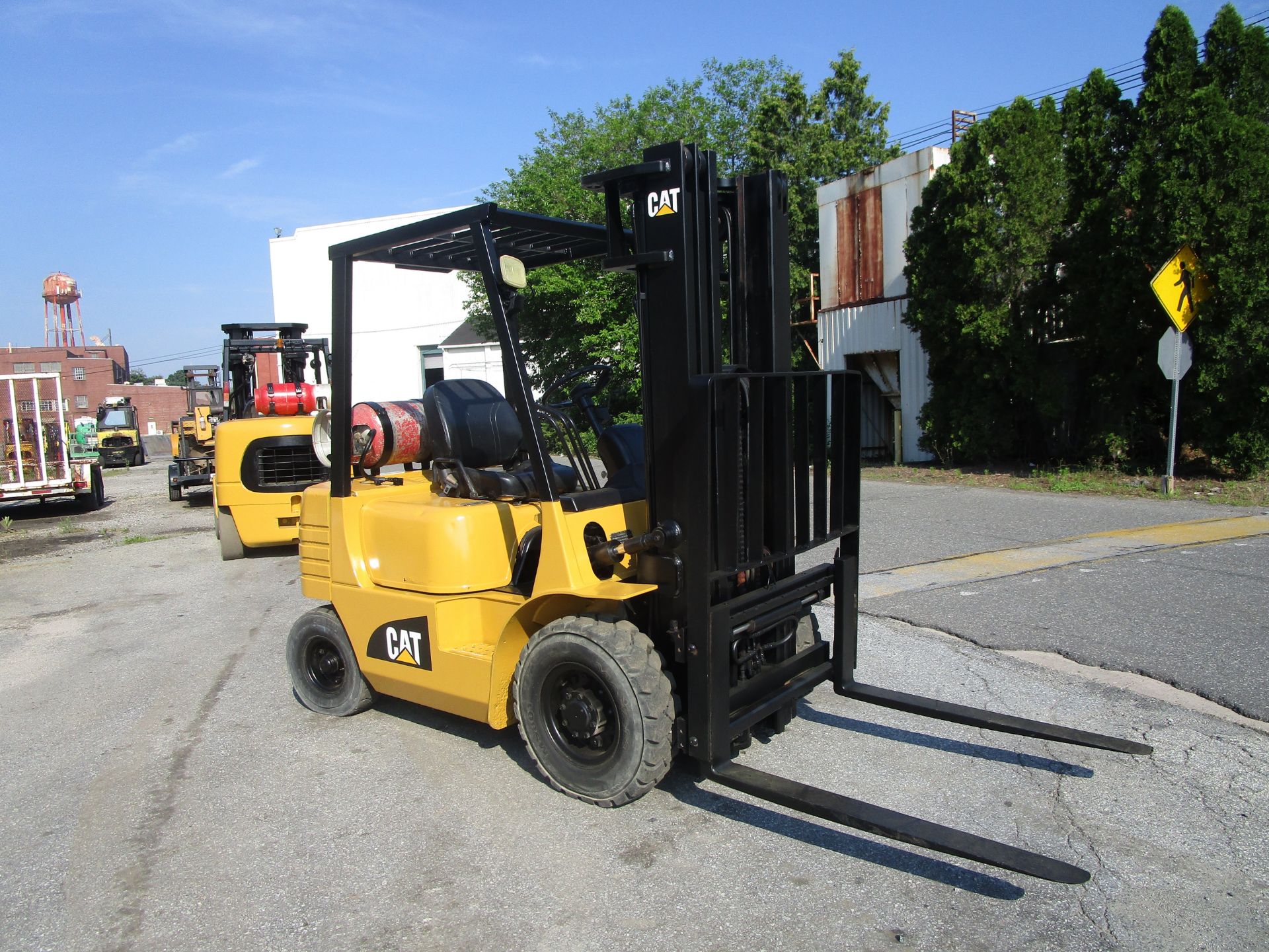 Caterpillar GP20 4,000lb Forklift - Located in Lester, PA - Image 7 of 9