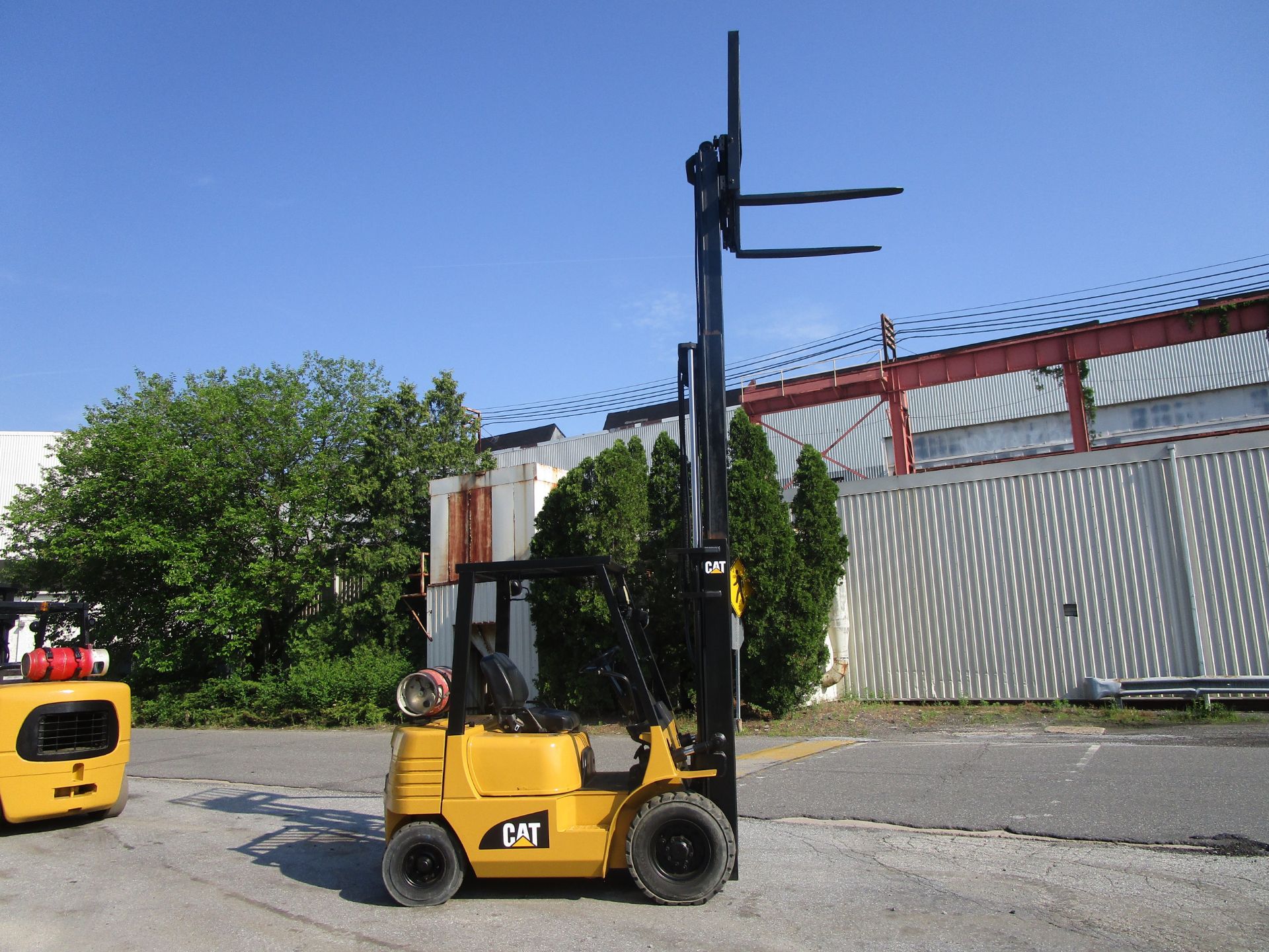 Caterpillar GP20 4,000lb Forklift - Located in Lester, PA - Image 8 of 9