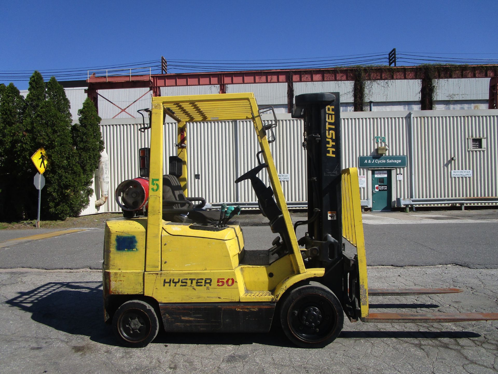 Hyster S50XM 5000 lb Forklift- Located in Lester, PA