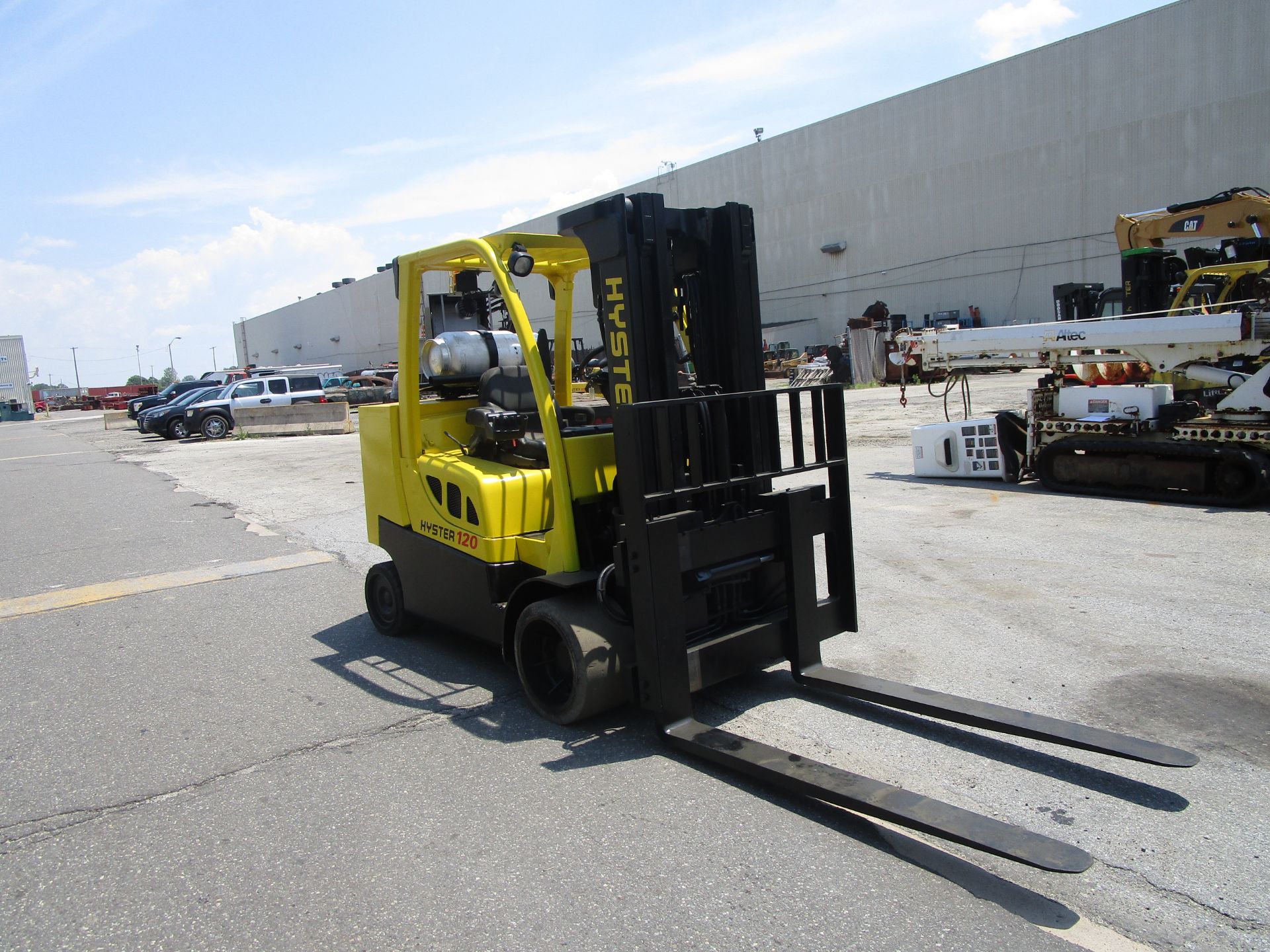 Hyster S120FTPRS 12,000 lbs Forklift- Located in Lester, PA - Image 5 of 10