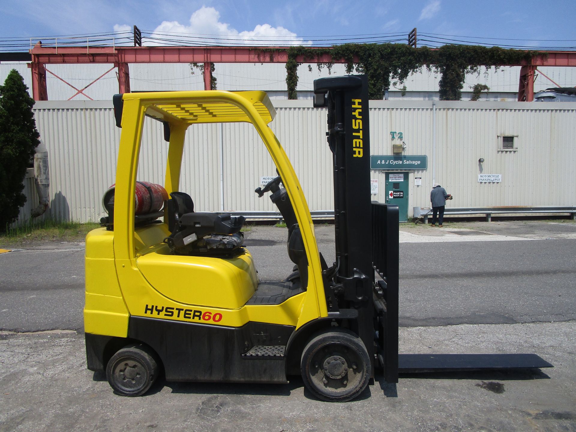 Hyster S60FT 6,000 lb Forklift