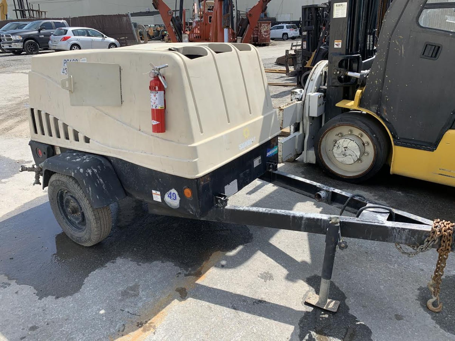 2012 Doosan C185WKUBT4I Air Compressor Tow Behind