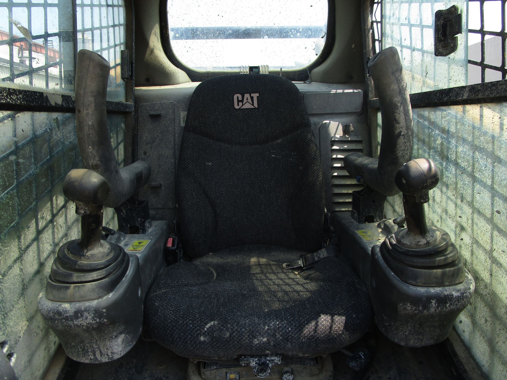 2015 CATERPILLAR 289D 2 Spd Compact Track Loader - Image 9 of 11