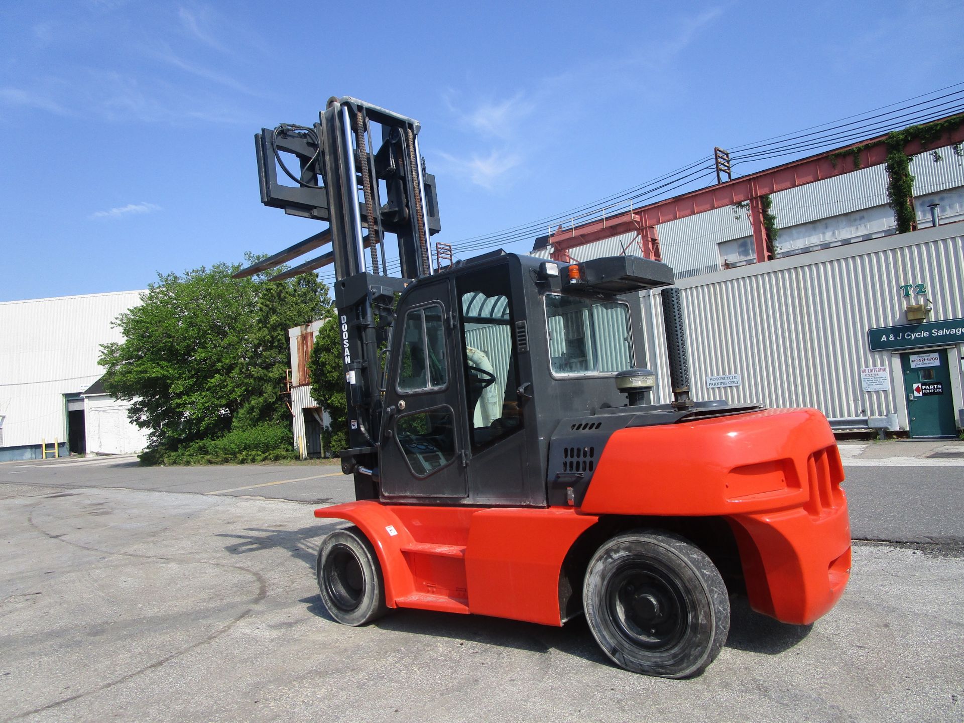 2014 Doosan D70S-5 15,400lb Forklift - Image 8 of 10