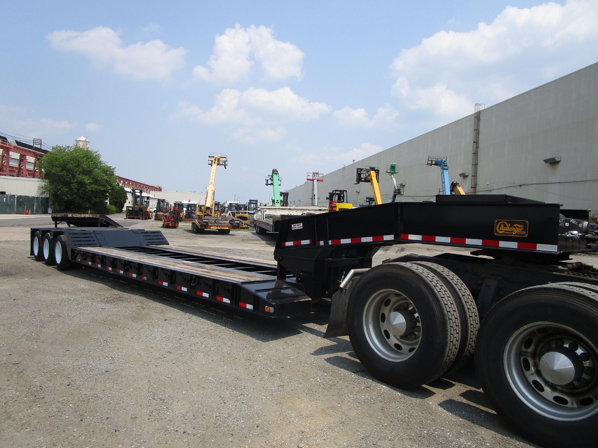 NEW 2021 WITZCO RG52 DETACHABLE GOOSENECK TRAILER - Image 5 of 12