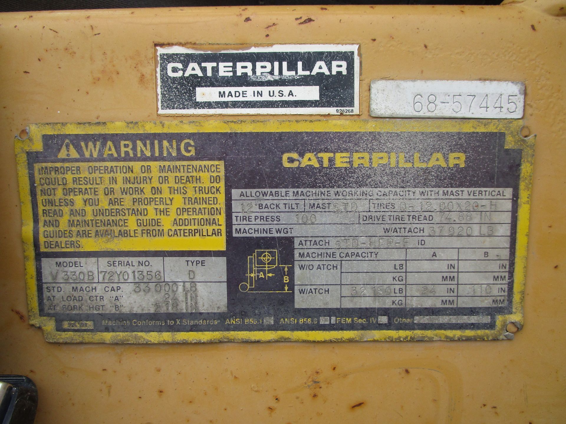 Caterpillar V330B 33,000 lb Forklift - Image 9 of 9