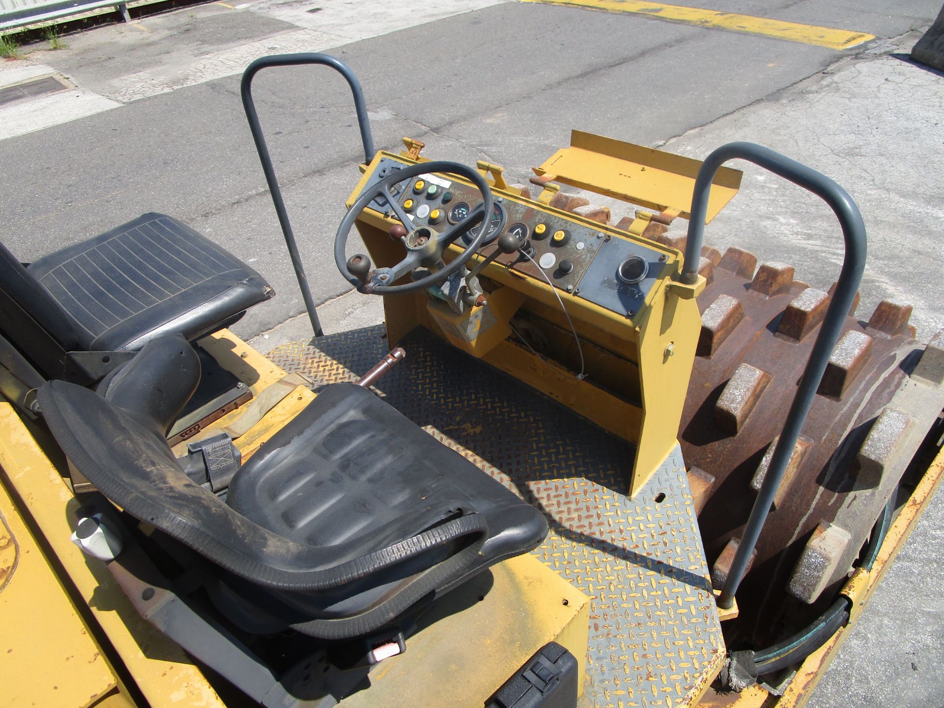 VIBROMAX 602PD VIBRATORY ROLLER - Image 8 of 9