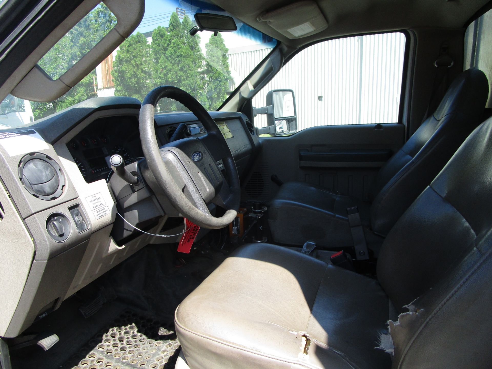 2008 Ford F550 Van Body Truck - Image 10 of 13