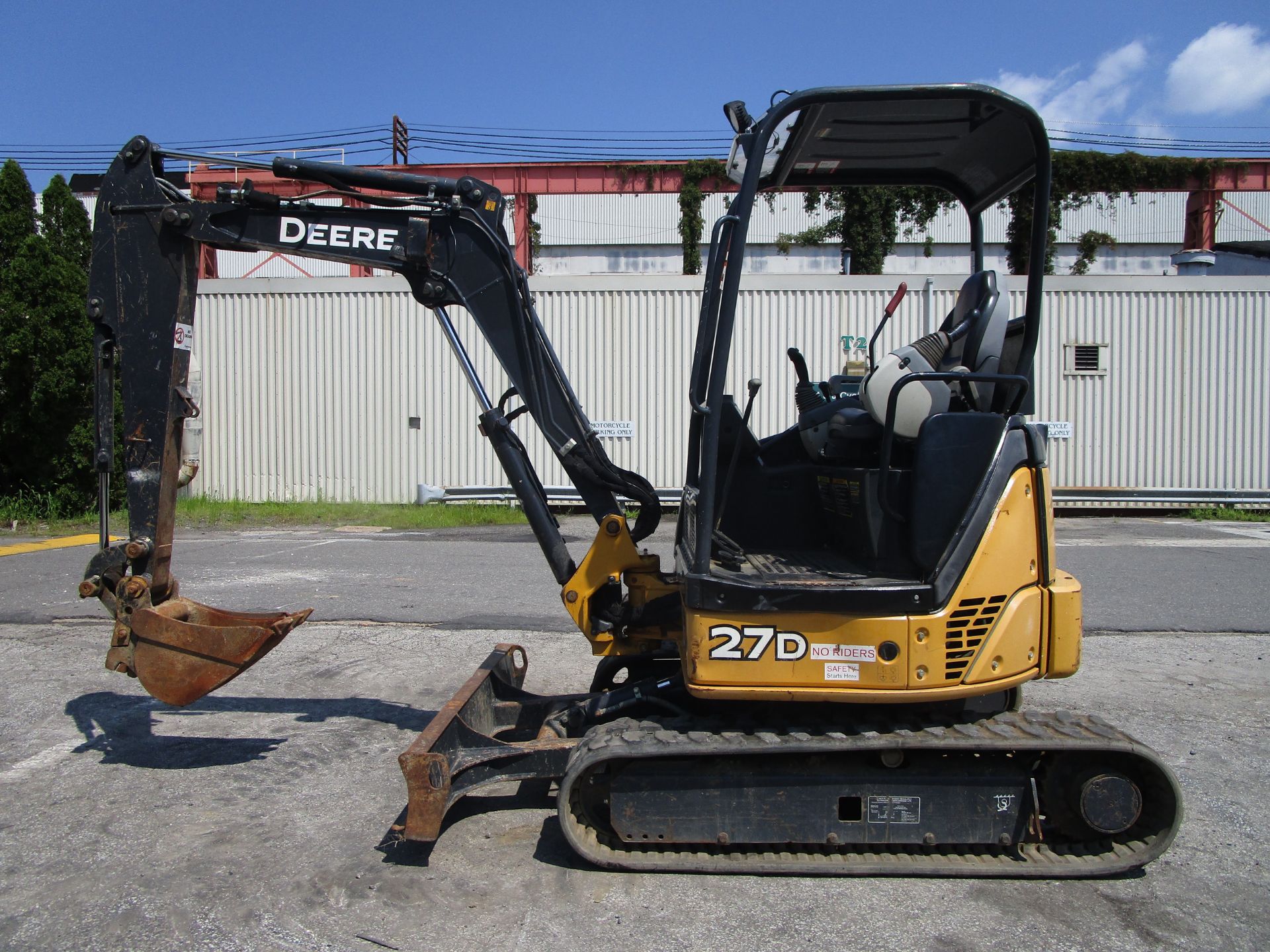 2015 John Deere 27D Excavator - Image 4 of 11