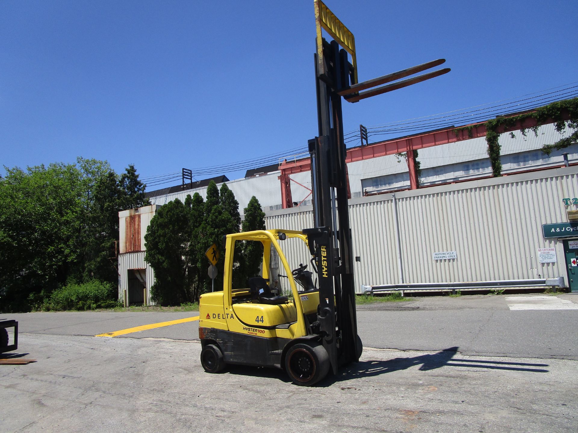 Hyster S100FT 10,000 lb Forklift - Image 9 of 11