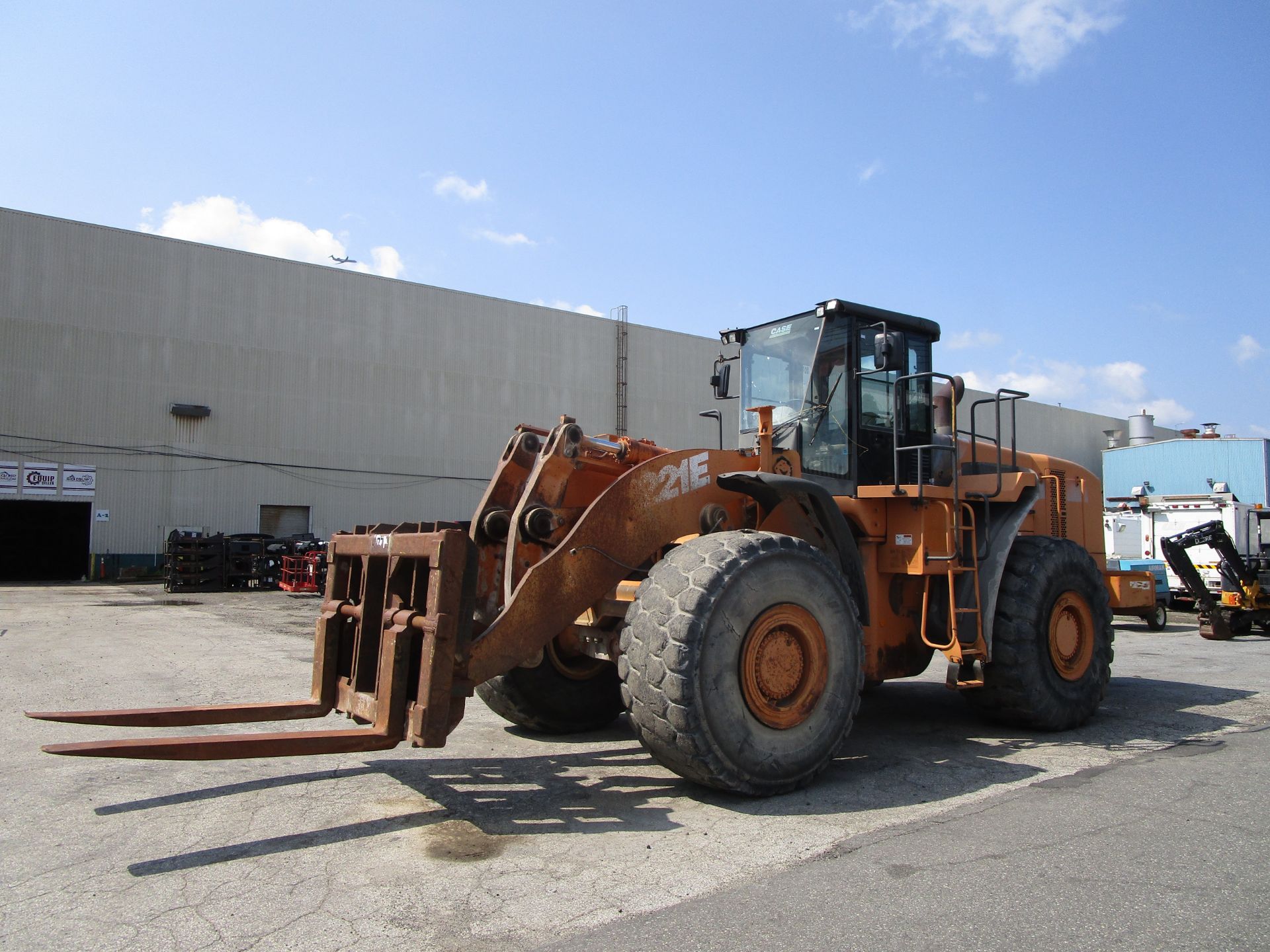 2008 CASE 1221E Wheel Loader - Image 3 of 9