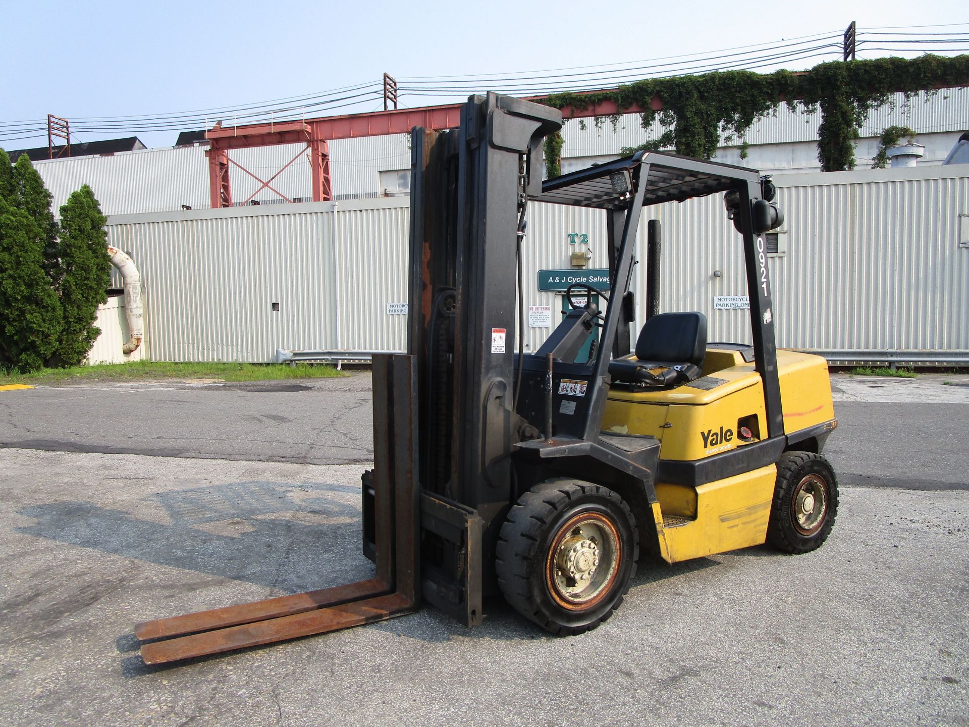 Yale GDP080LJ 8,000 lb Forklift - Image 5 of 11