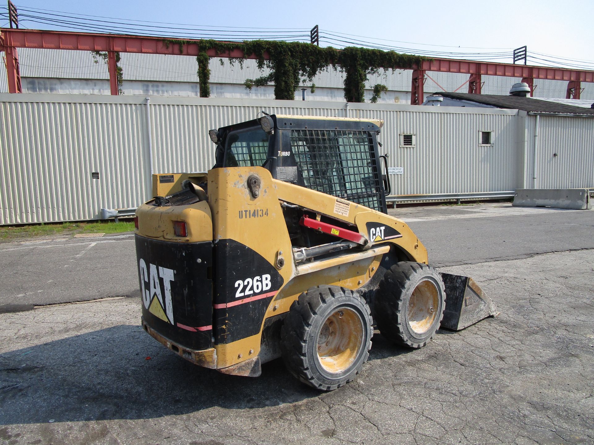 2006 CATERPILLAR 226B Skid Steer Loader - Image 3 of 8