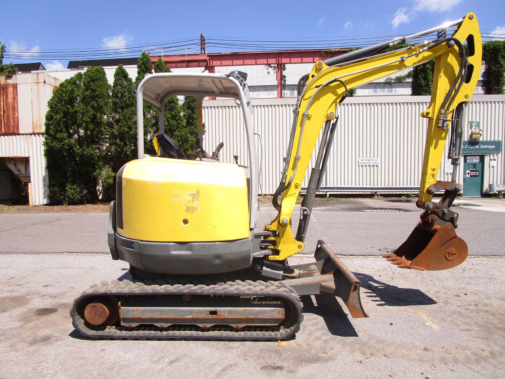 2016 Wacker Neuson EZ38 Mini Excavator Loader - Image 5 of 10