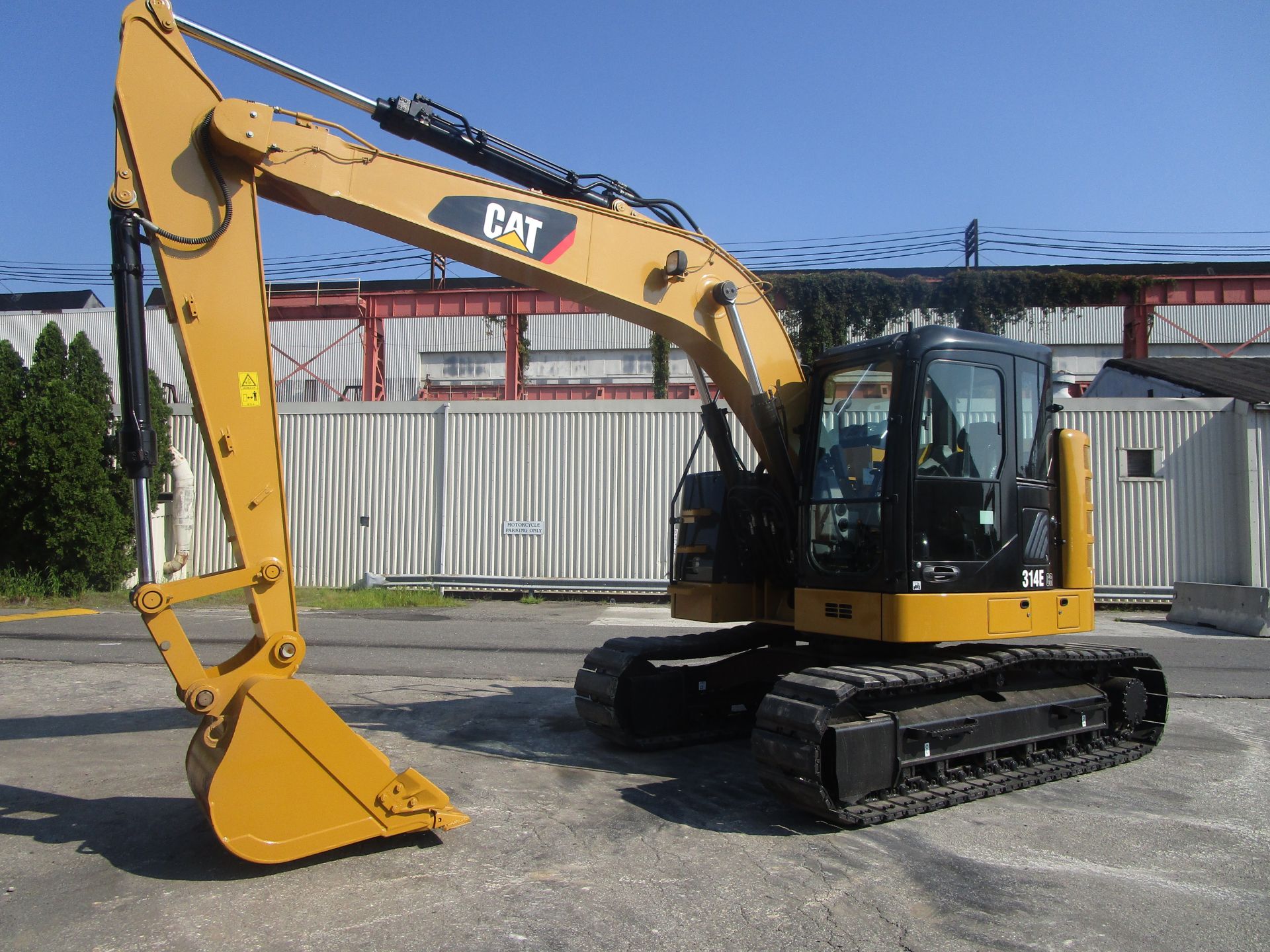 2016 CAT 314ELCR HYDRAULIC EXCAVATOR - Image 2 of 14