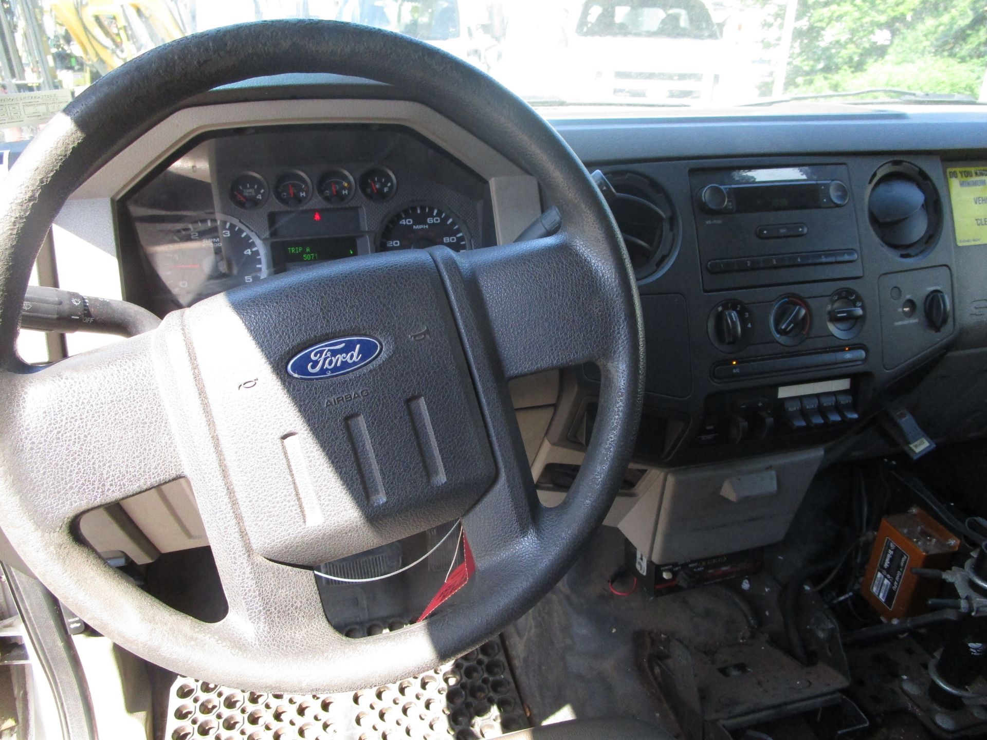 2008 Ford F550 Van Body Truck - Image 7 of 13