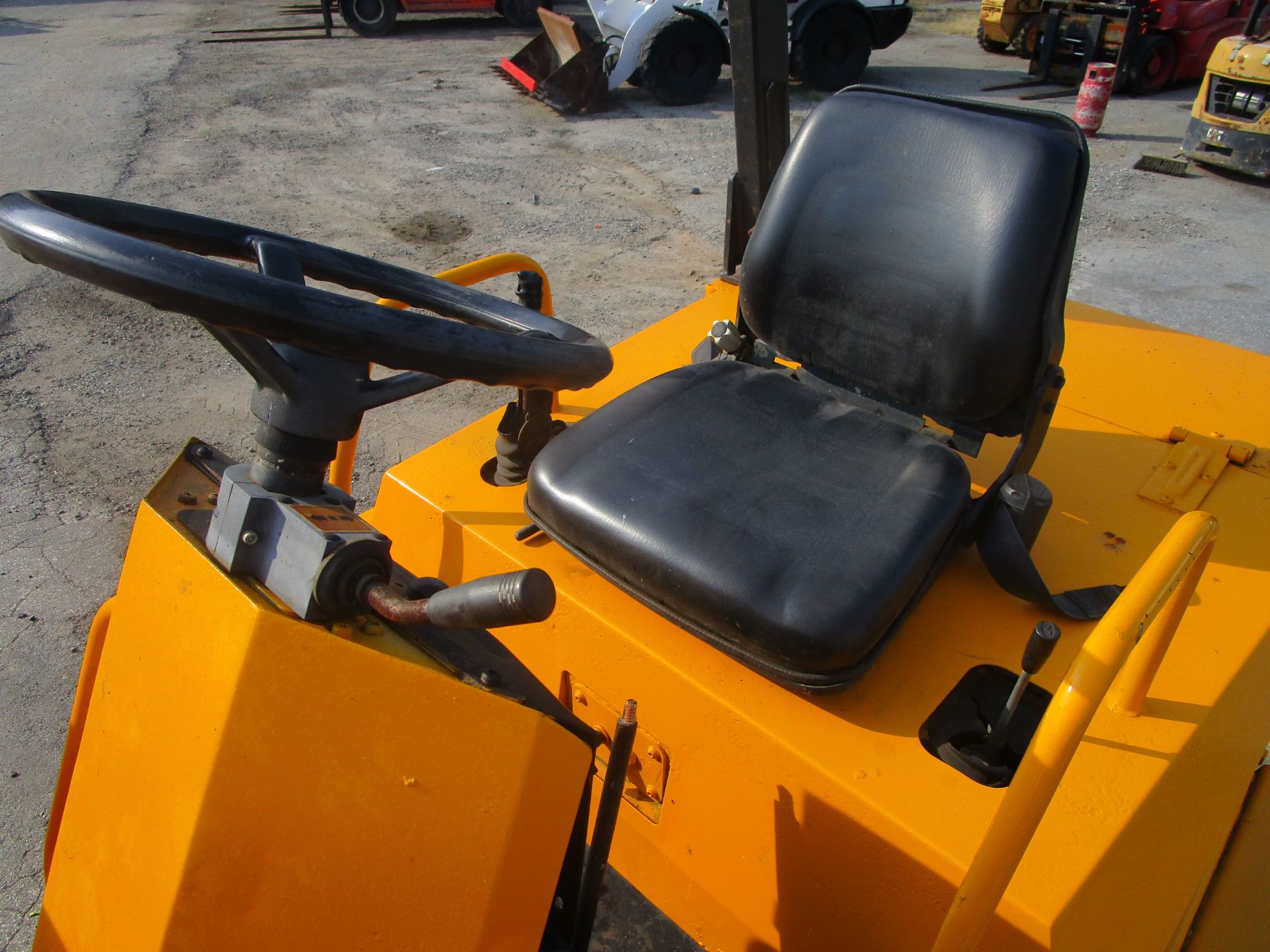 Thwaites Dumper -Located in Lester, PA - Image 8 of 9