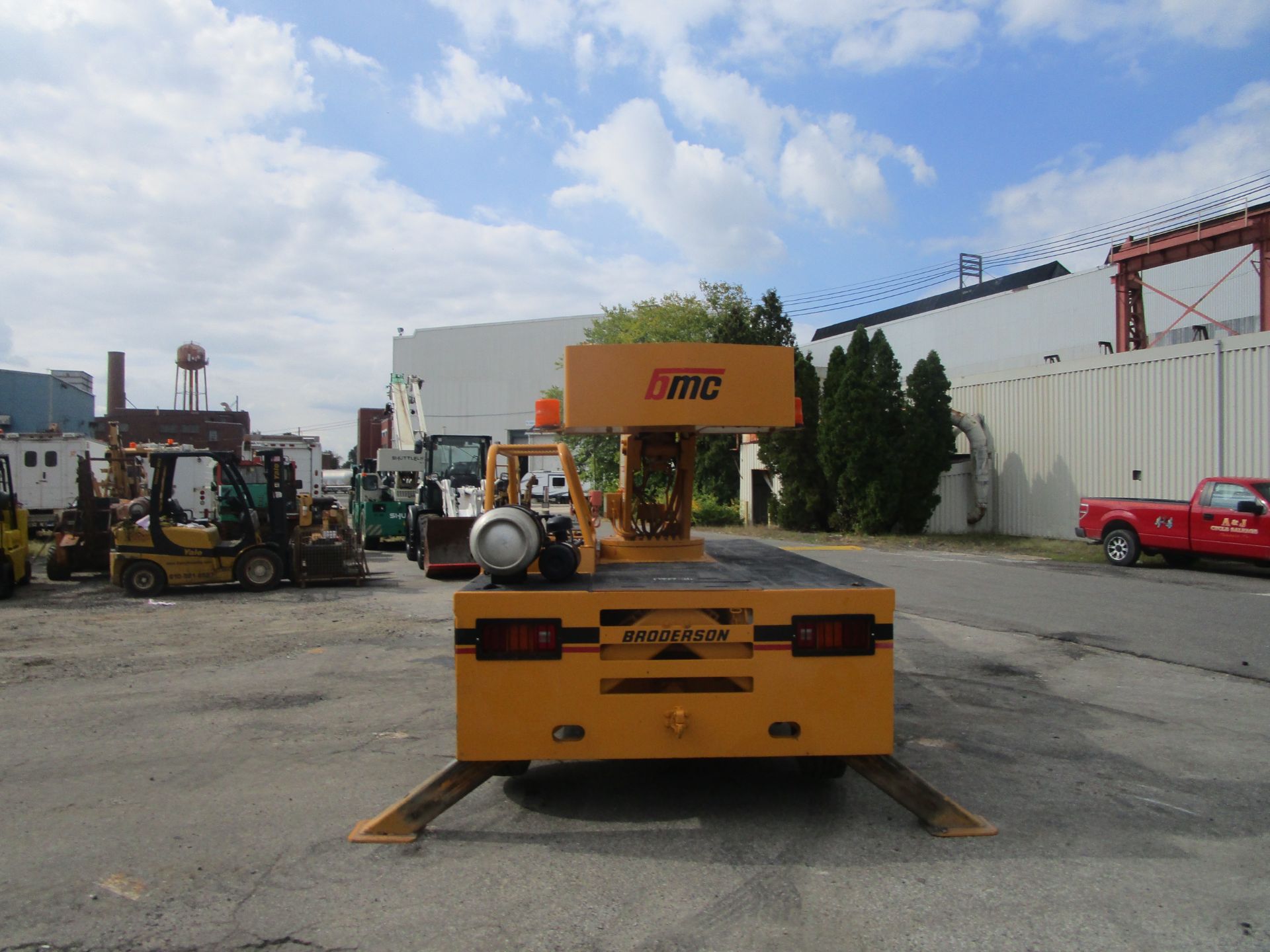 Broderson IC-80-3G Crane - Located in Lester, PA - Image 7 of 24