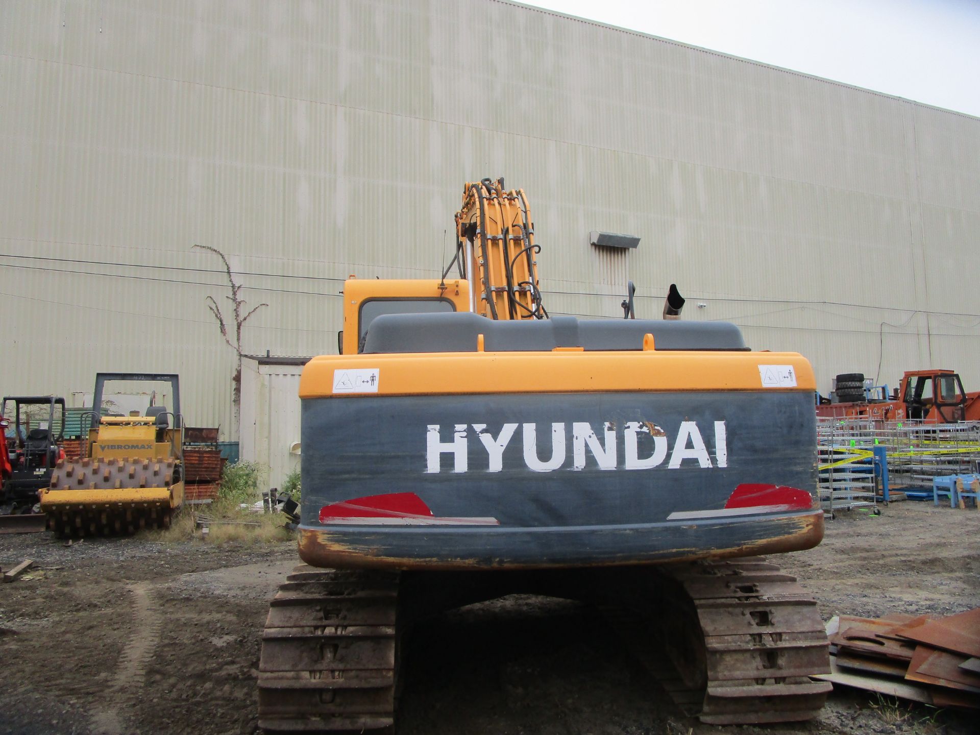 Hyundai R0BEX210LC-9 Excavator - Located in Lester, PA - Image 3 of 4