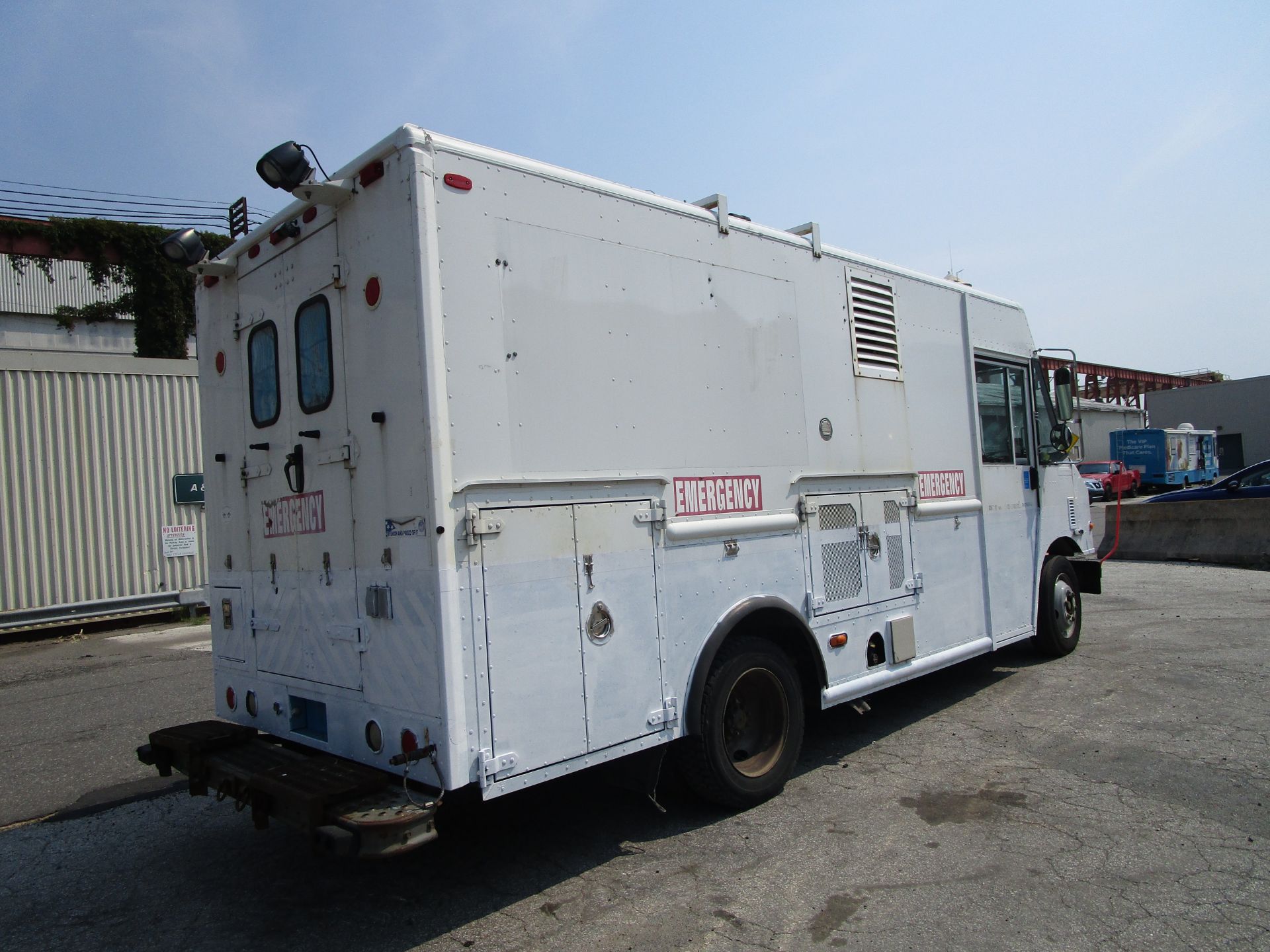 2009 Freightliner MT45 Step Van - Located in Lester, PA - Image 4 of 12