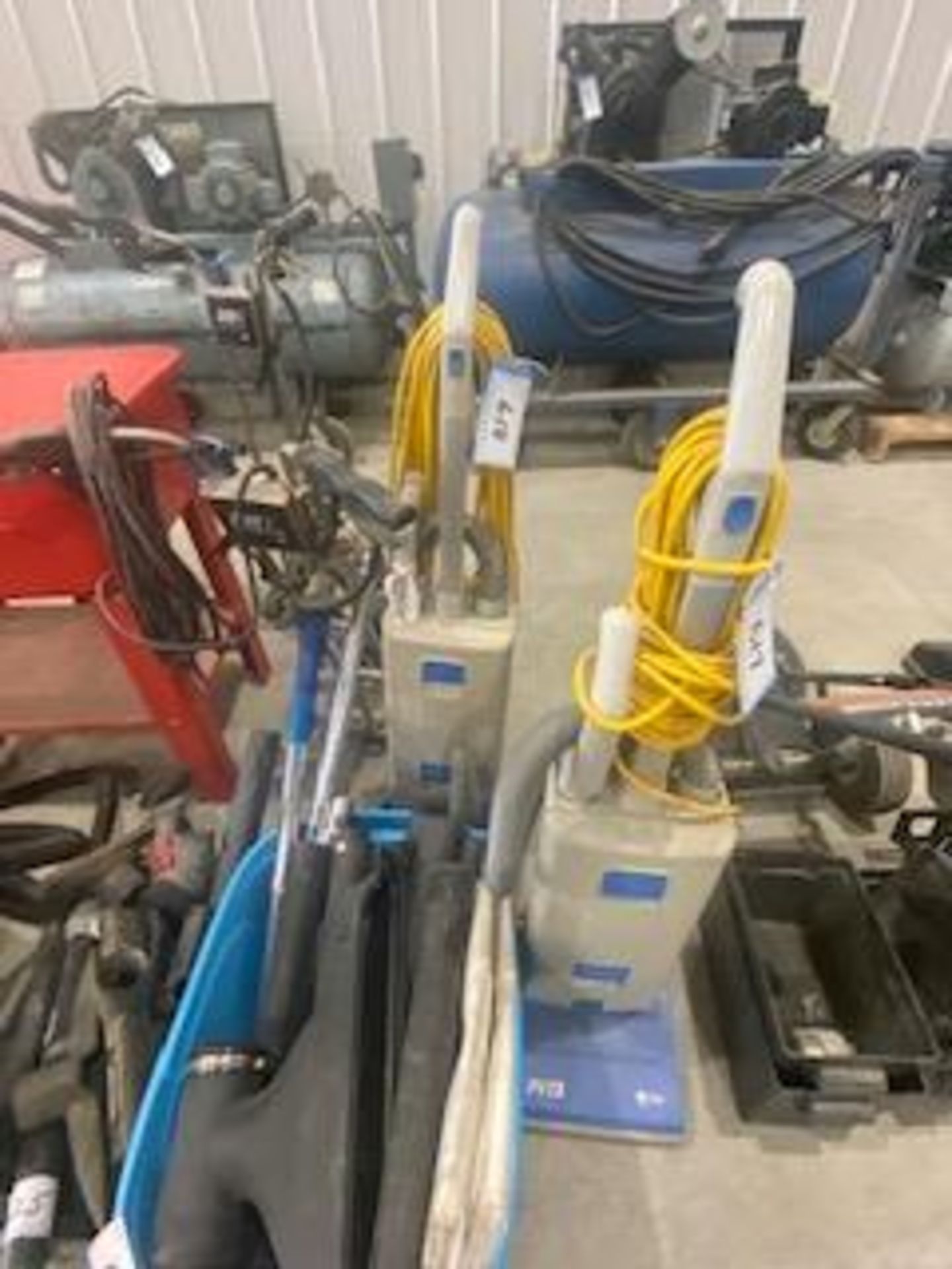 PROCHEM PV-12 AUTOMATIC VACUUMING SYSTEM