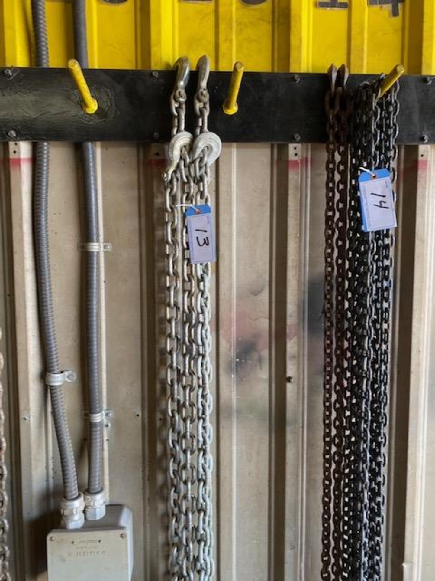 L/O 2-3/8IN X 10FT LOAD CHAIN