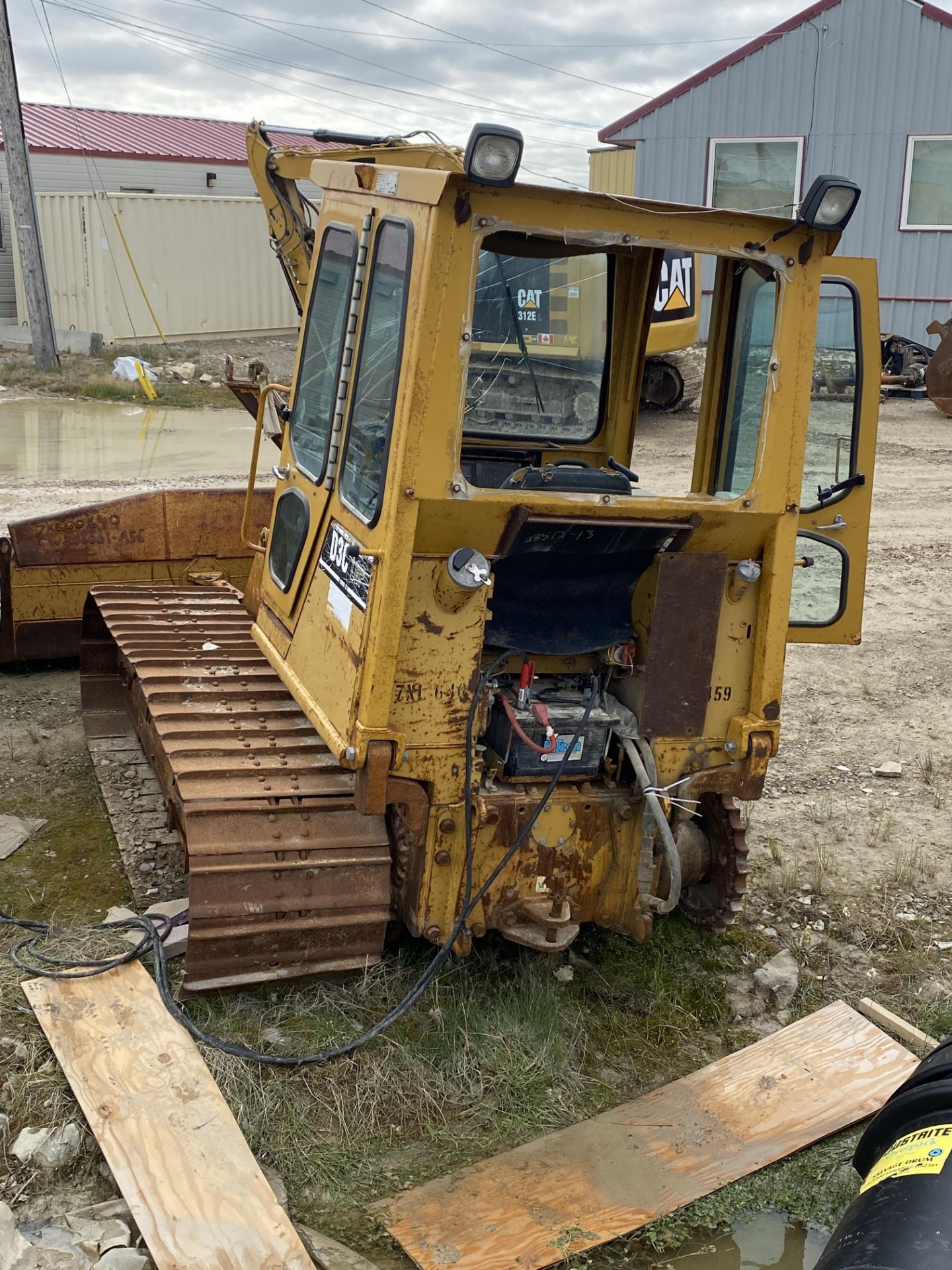 CATERPILLAR DC3 CRAWLER DOZER TRACK REPAIR REQUIRED, 6 WAY BLADE, 7029 HRS. S/N 5XK07145 -M TRACK IN - Image 3 of 3