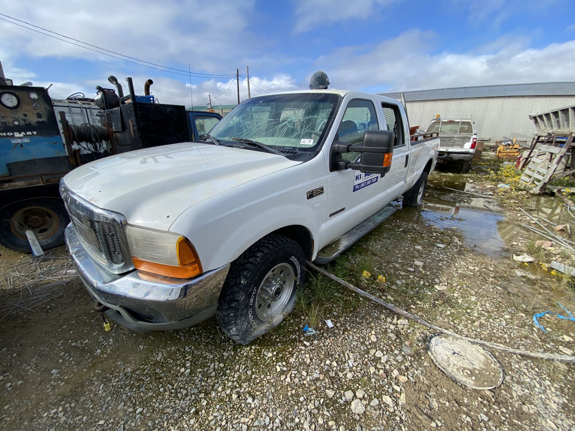 1999 FORD F350 XLT SD DIESEL 4X4, S/N 1FTSW31F8XED40182 - NOT RUNNING