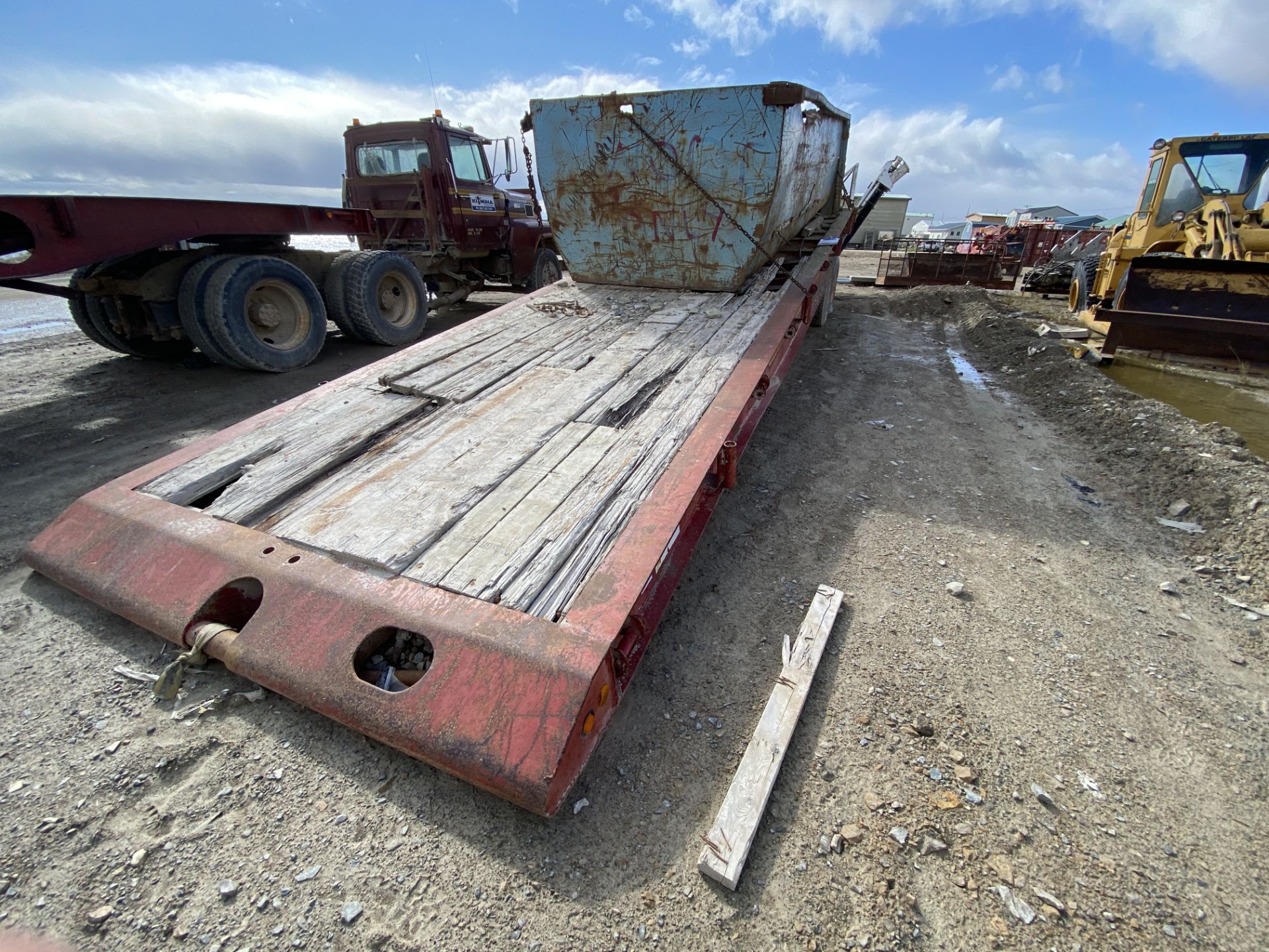 PEERLESS PAGE 40FT T/Z OILFIELD FLOAT TRAILER MODEL PPT-40-34-8, S/N 251 805 BEING SOLD WITH LARGE - Image 3 of 5