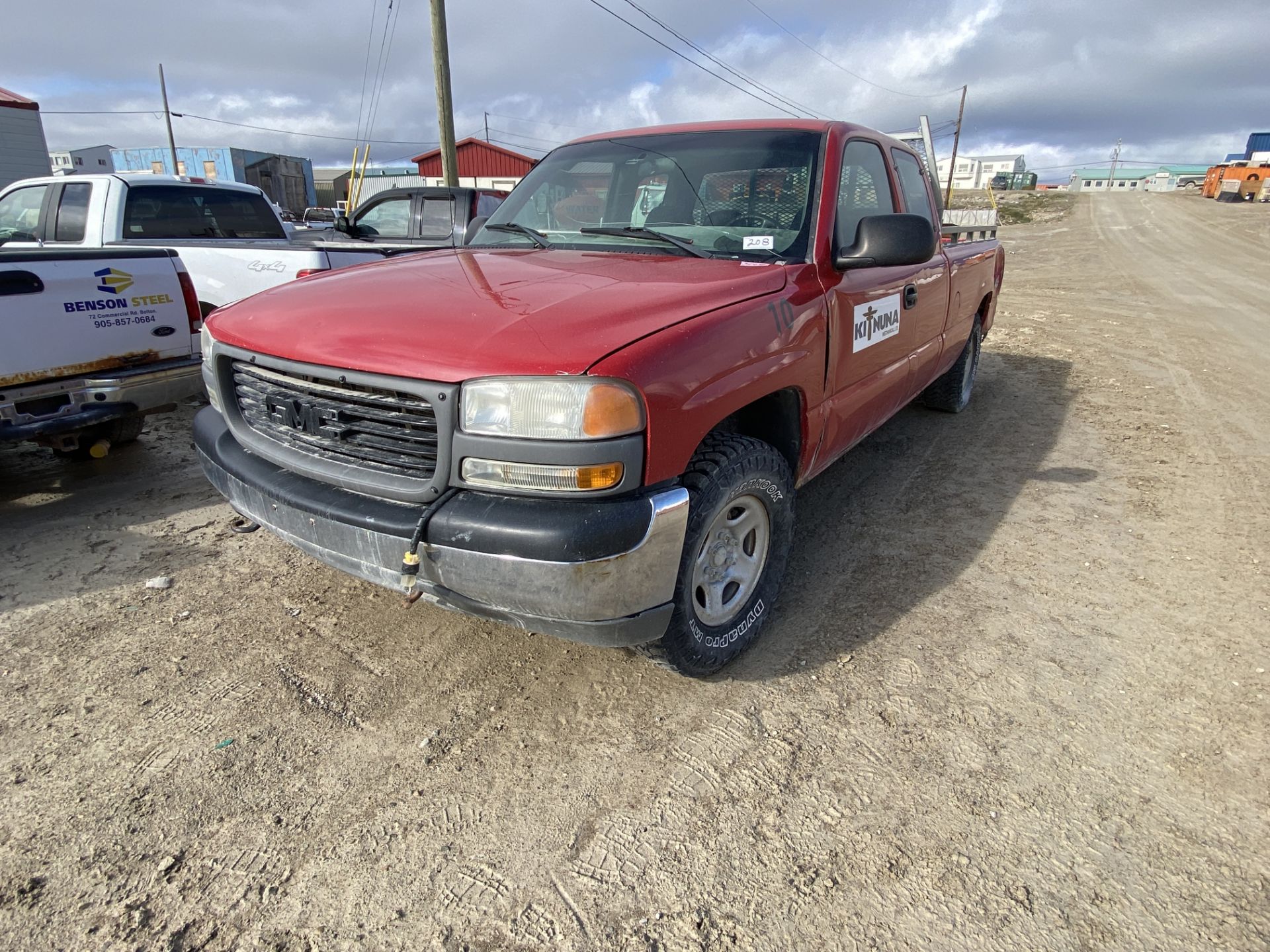 2001 GMC SIERRA SL 4X4 S/N 1GTEK19V71E303768, RUNS BUT SALLS