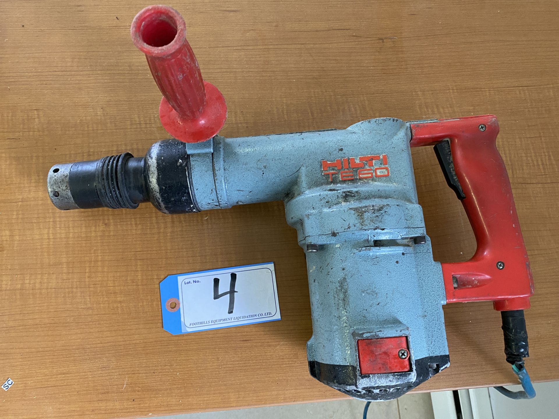 HILTI TE60 HAMMER DRILL-TESTED